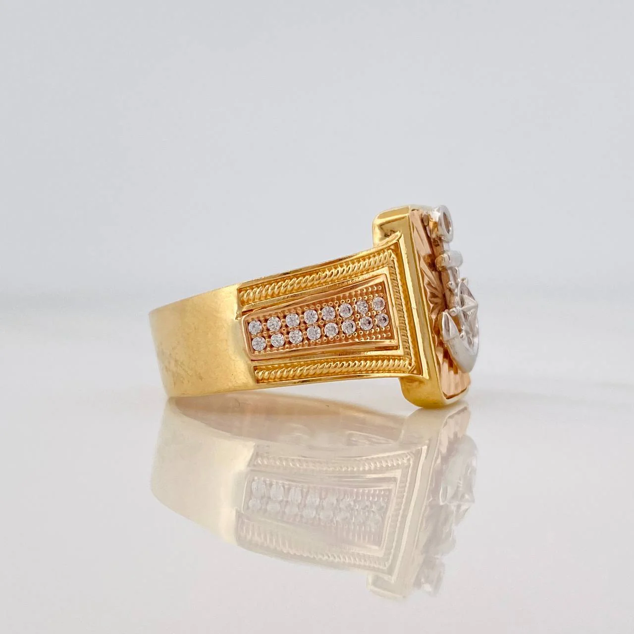 Anillo Ancla 8.1g / T10 1/2 Tres Oros 18K - Image 2