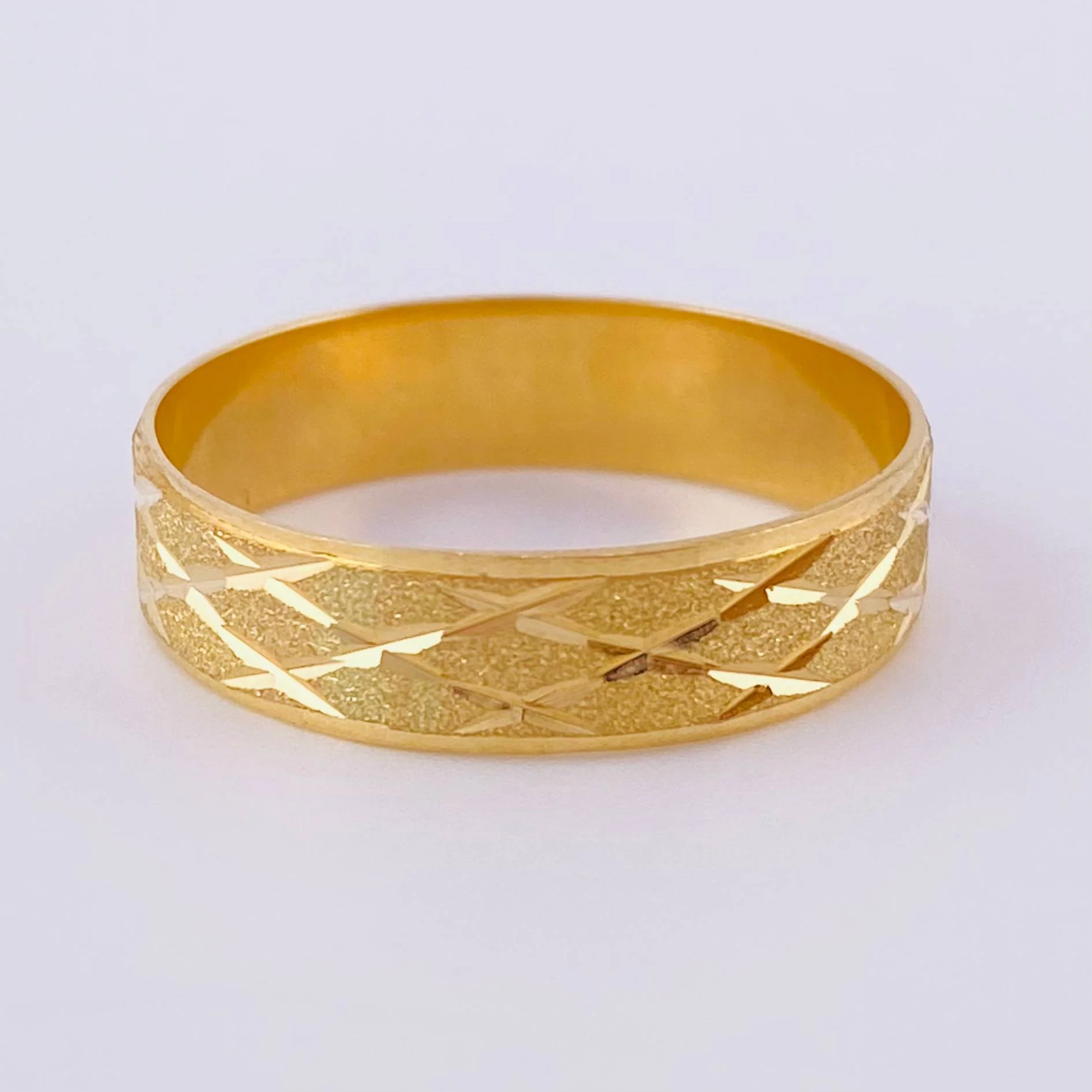 Anillo Argolla malla zig-zag diamantada 3.7g / T10 1/4 Oro Amarillo 18K