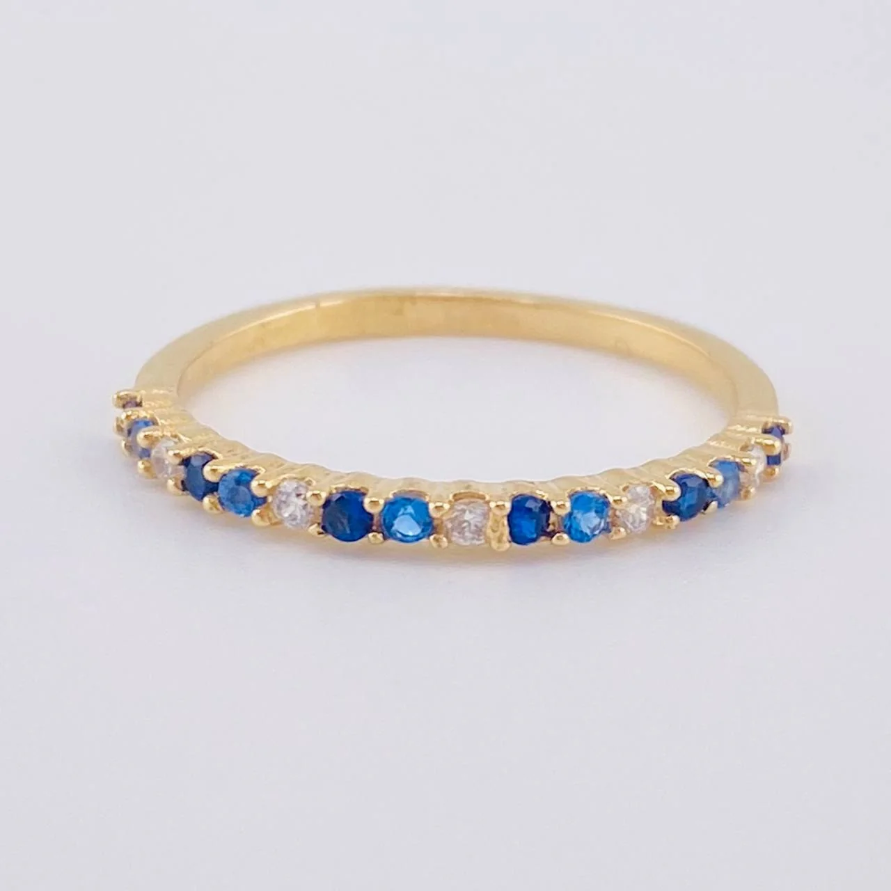 Anillo Churumbela Intercalado 1.6 g / T6 3/4 Oro Amarillo 18K