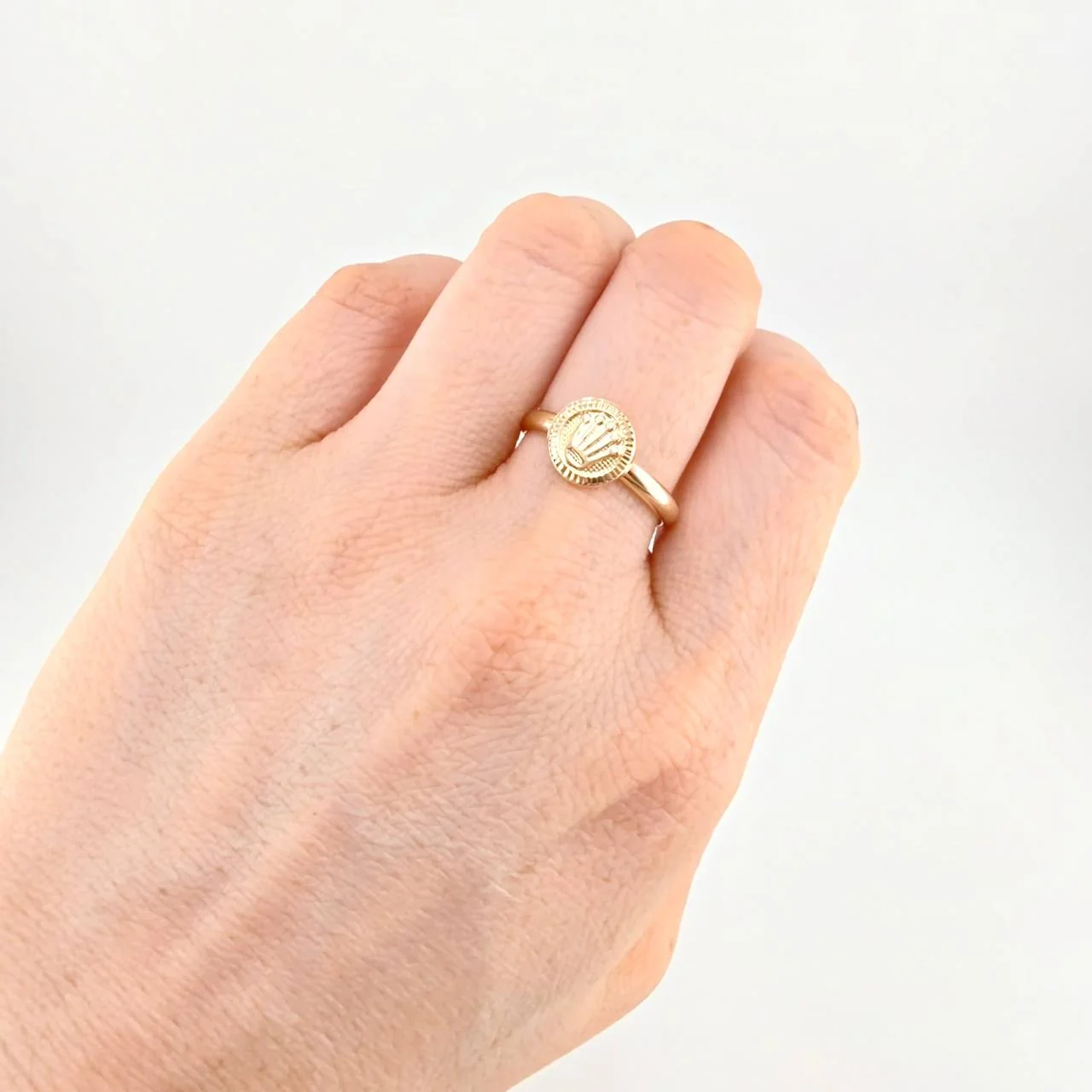 Anillo Circular Corona Diamantada 1.15g / T8 1/2 Oro Amarillo 18K - Image 4