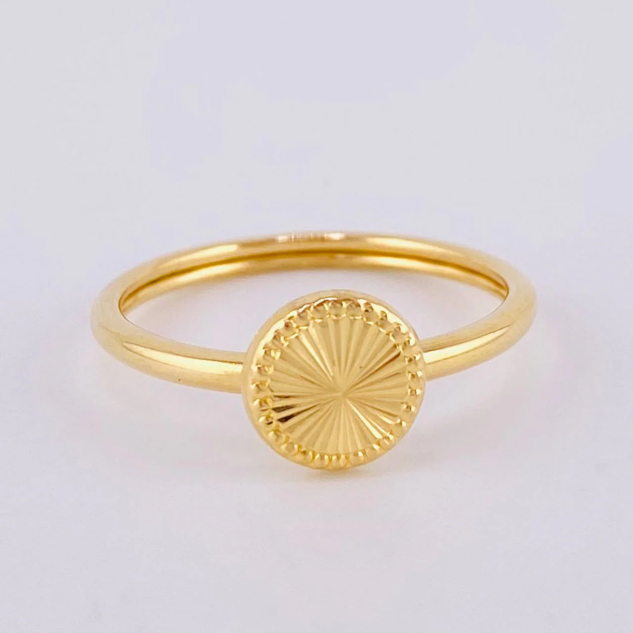 Anillo Circular Diamantado Bordeado 1.3gr / T6 3/4 / Oro Amarillo 18K