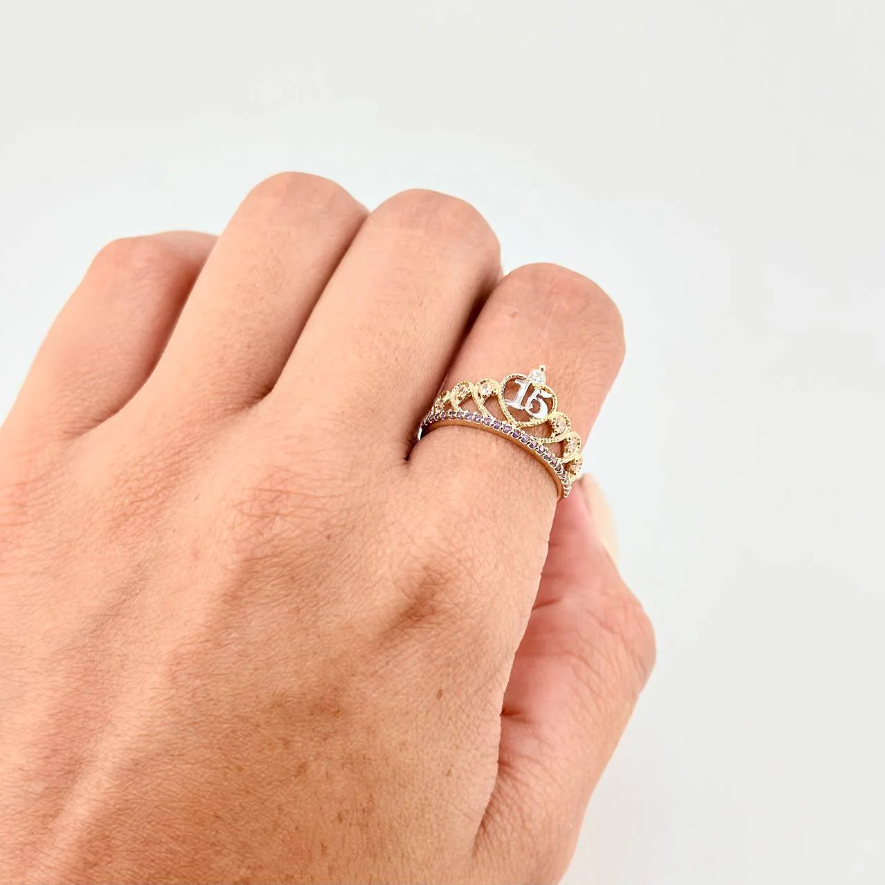 Anillo Corona 15´S 2.15 g / T6 3/4 Dos Oros Amarillo Blanco 18K - Image 4