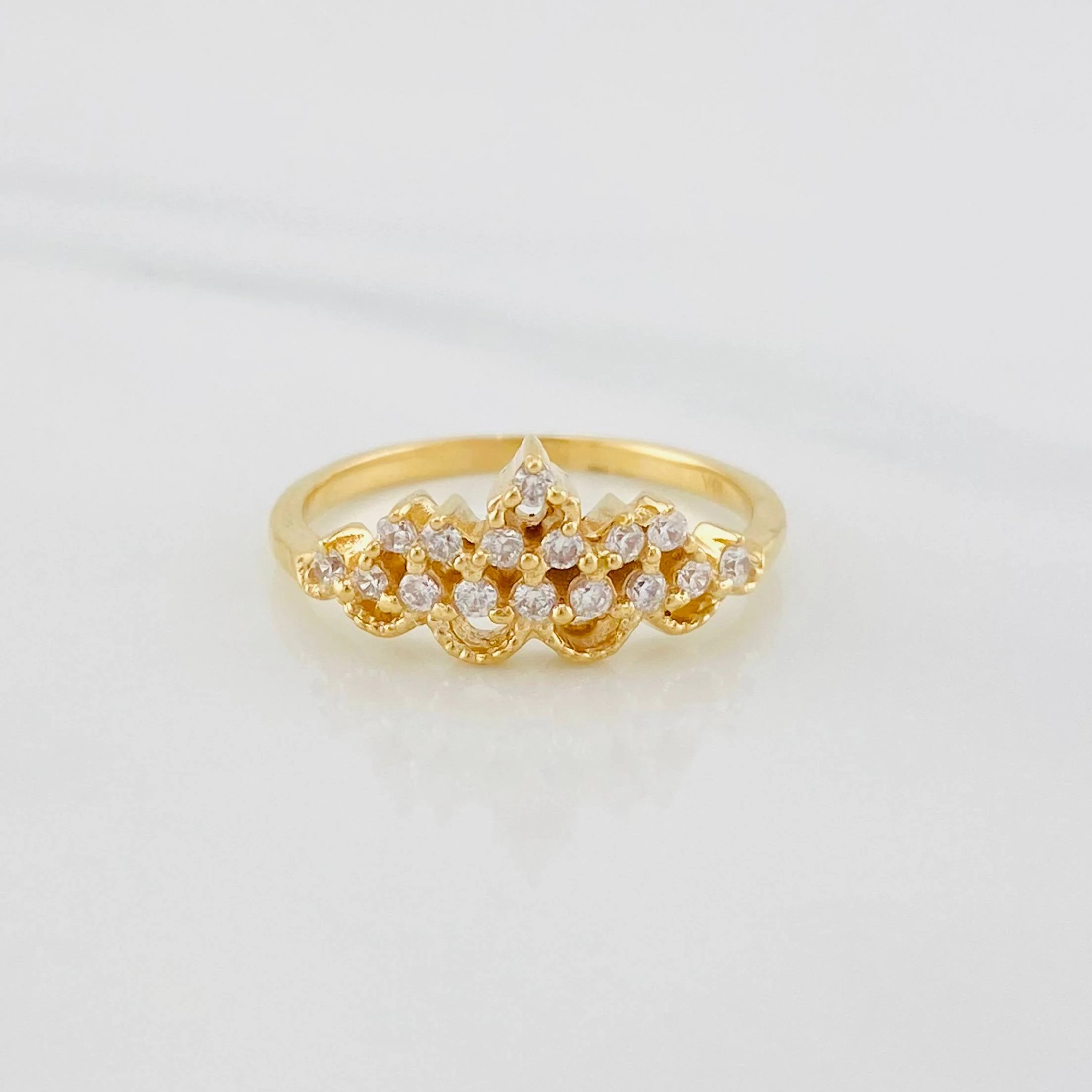 Anillo Corona 2.6g / T6 1/4 Oro Amarillo 18K