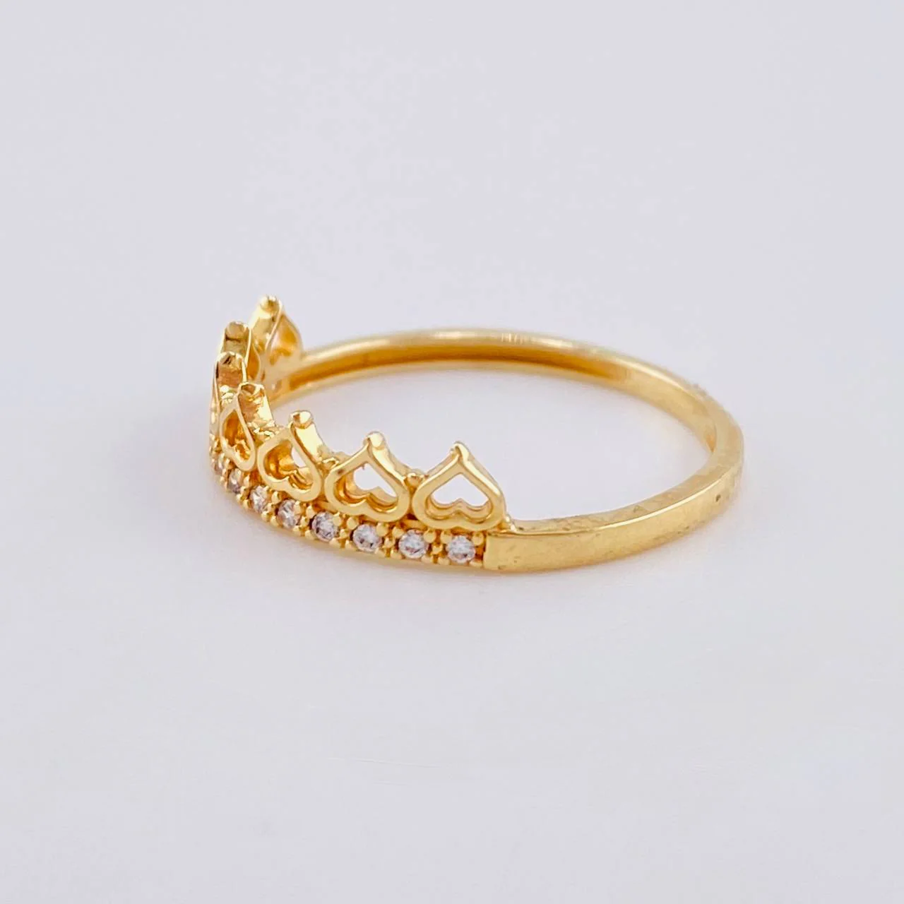 Anillo Corona Corazones 1.35 g / T6 Oro Amarillo 18K - Image 4