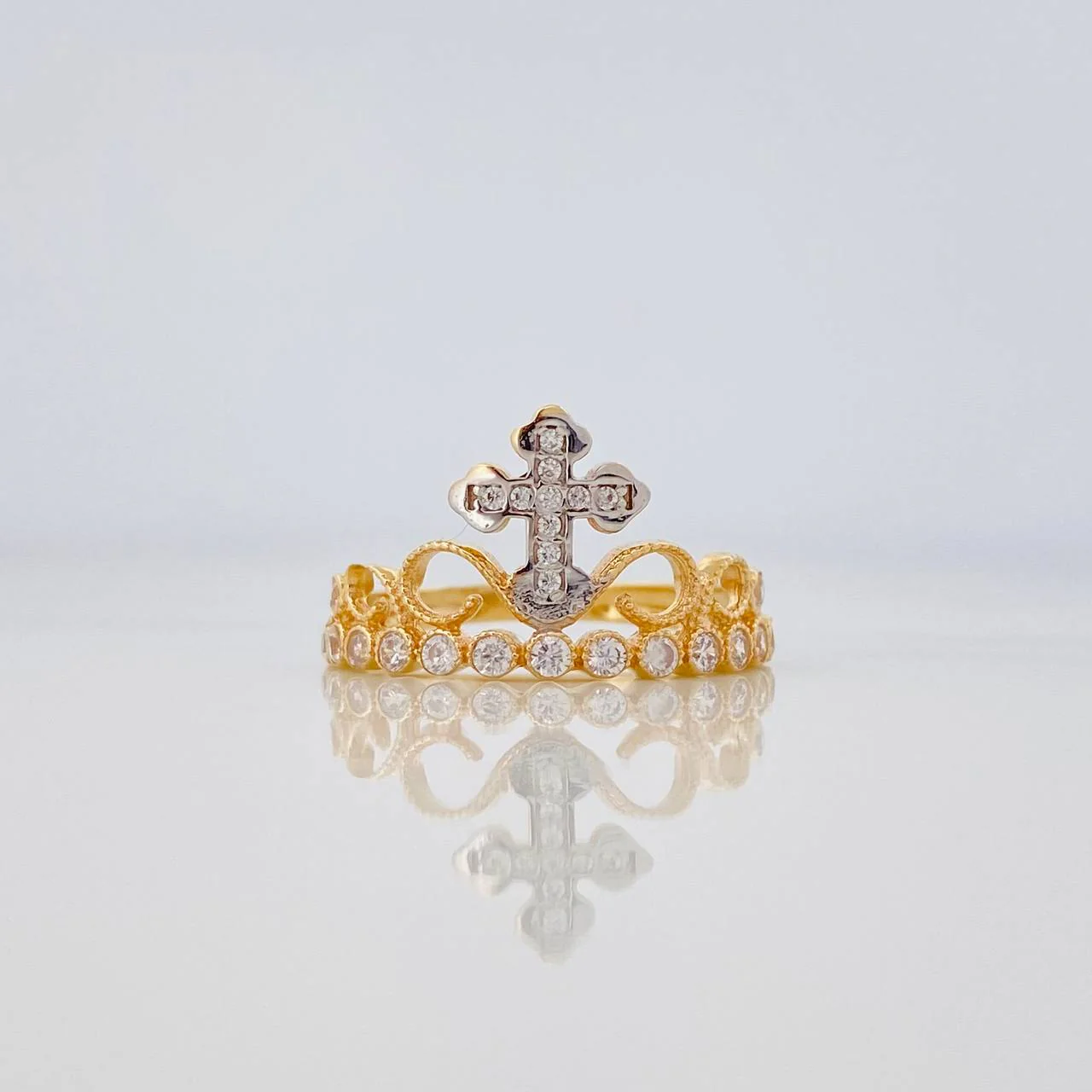Anillo Corona Cruz 2.3 g / T6 1/2 Dos Oros Amarillo Blanco 18K