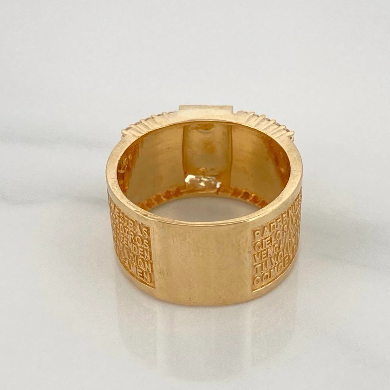 Anillo Cruz Padre Nuestro 8.85gr / T7 1/4 / Oro Amarillo 18K $ - Image 3