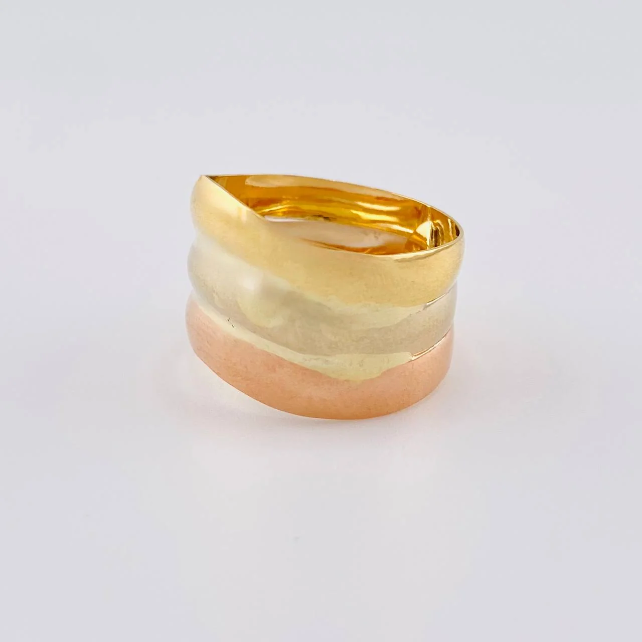 Anillo Curvo Tres Lineas 3.1 g / T7 1/4 Tres Oros 18K - Image 2