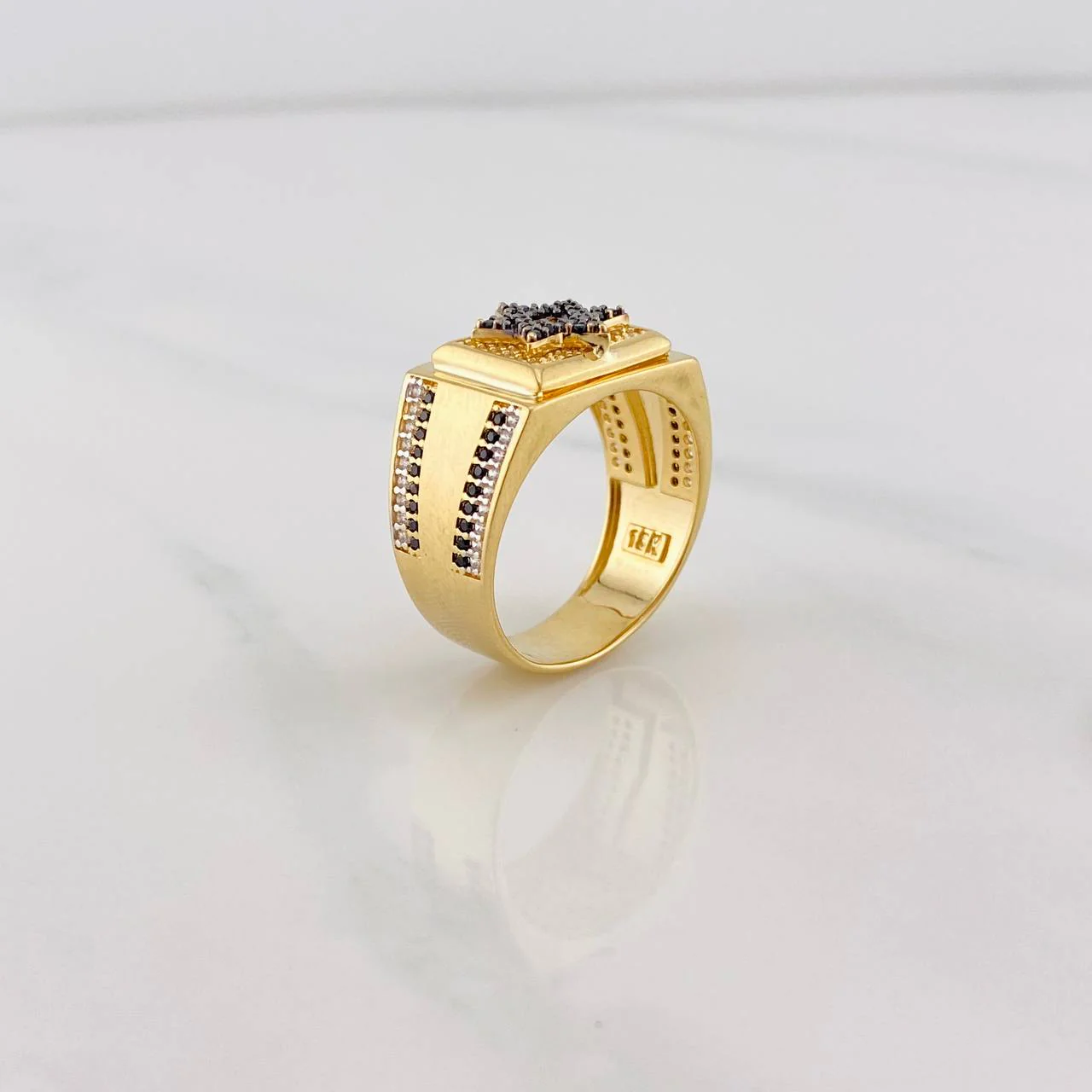 Anillo Estrella de David 8.35g / T10 Dos Oros Negro Amarillo 18K - Image 3
