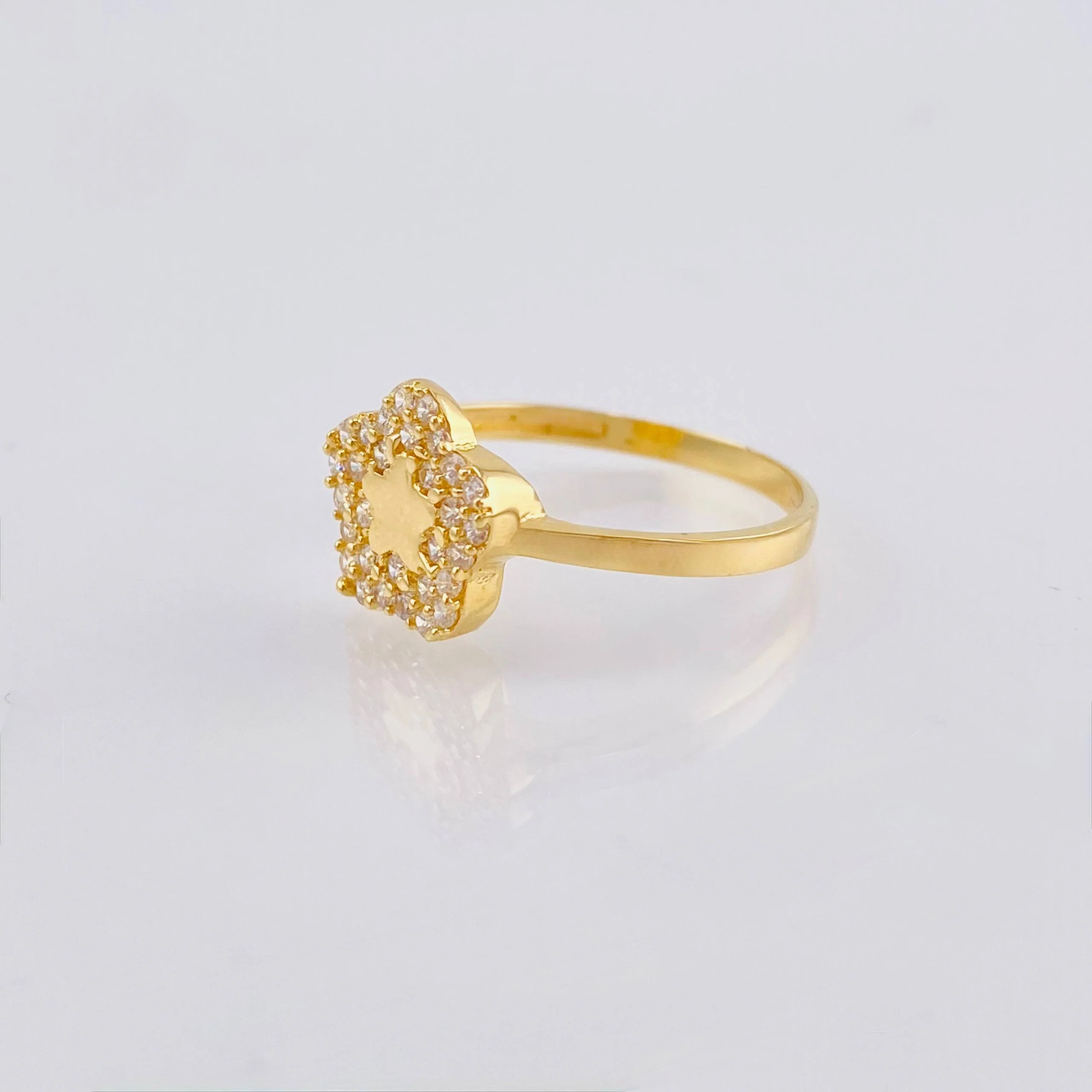 Anillo Estrella En Flor 1.95 g / T5 Oro Amarillo 18K - Image 2