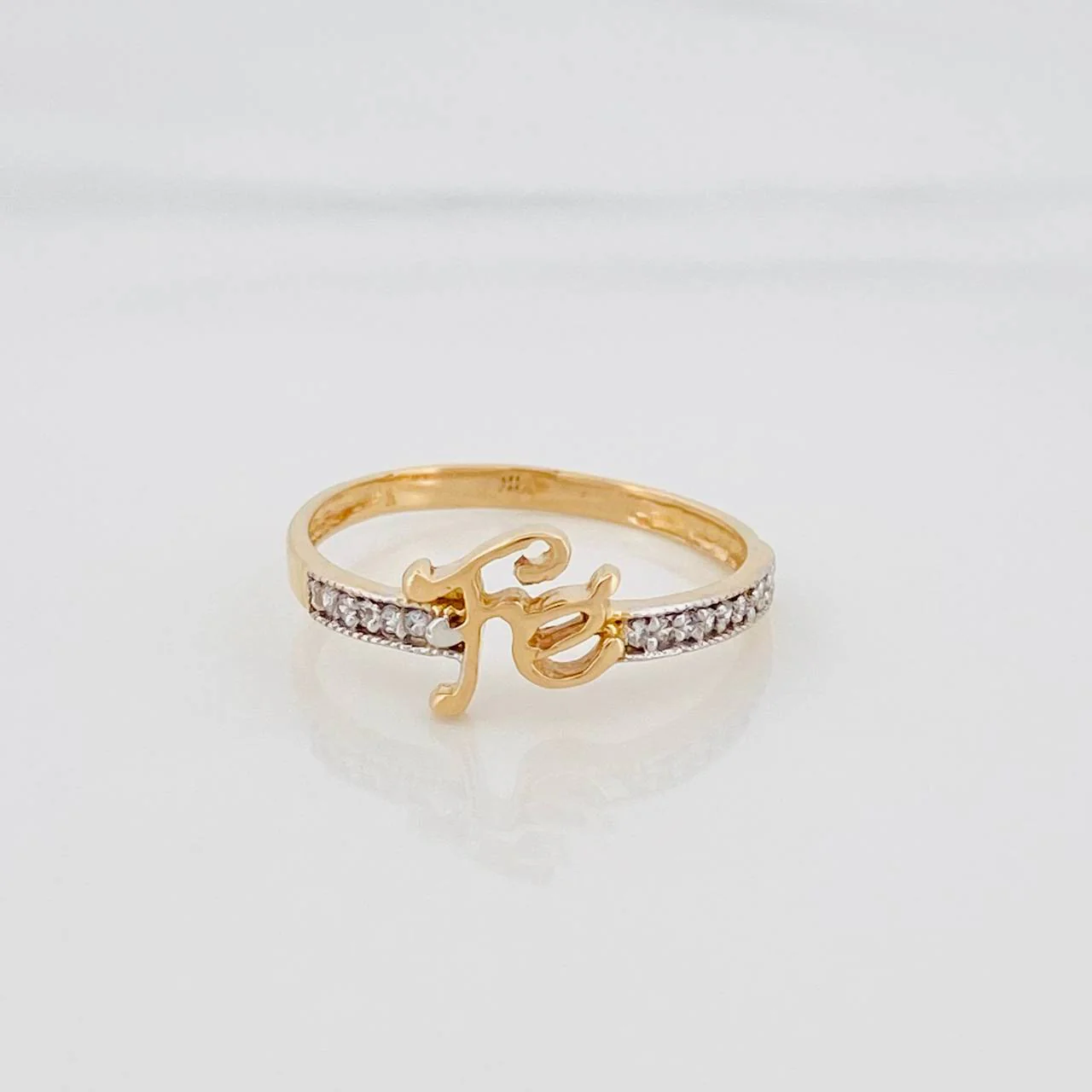 Anillo Fe 1.6 g / T6 3/4 Dos Oros Amarillo Blanco 18K