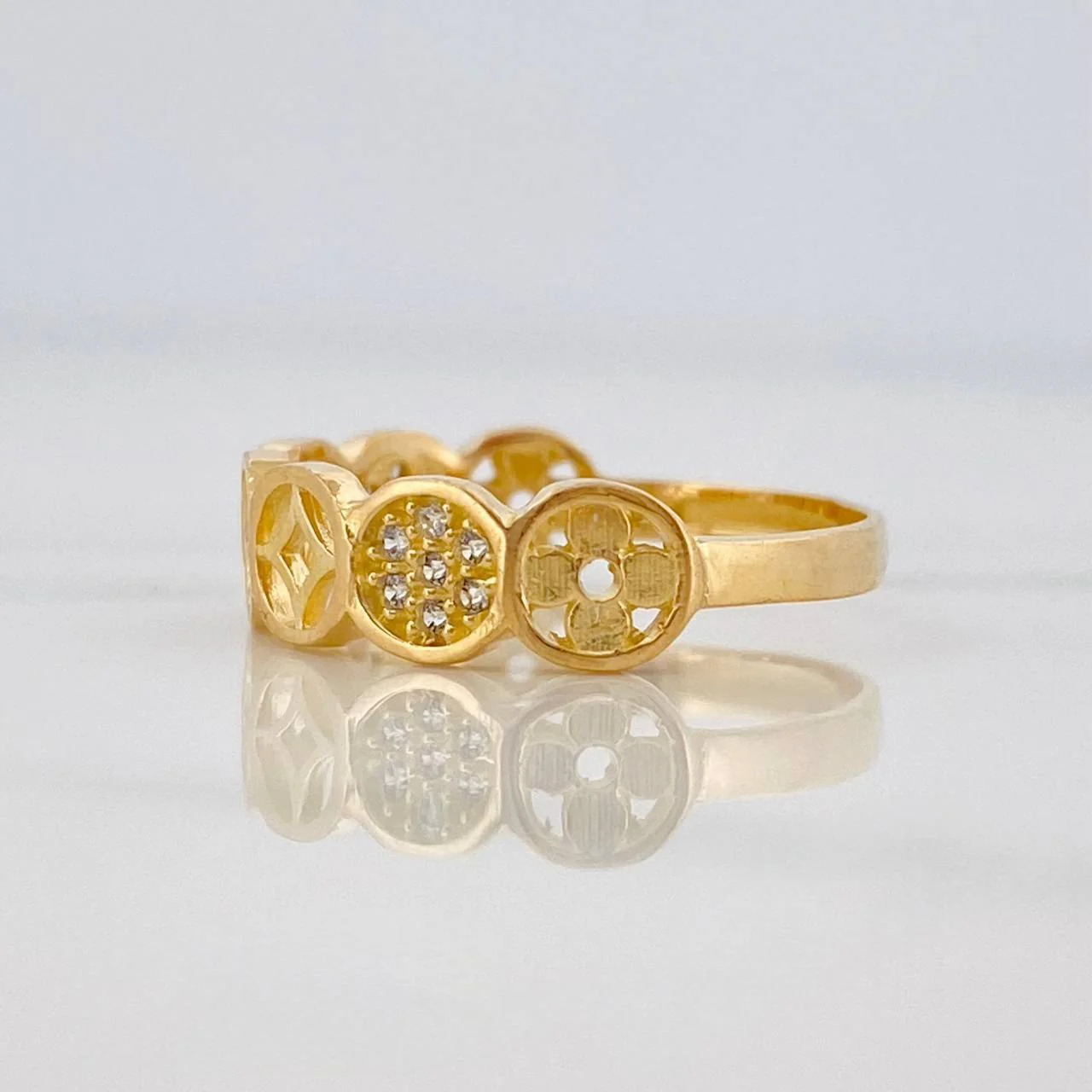 Anillo Figuras 2.35 g / T6 1/4 Oro Amarillo 18K - Image 2