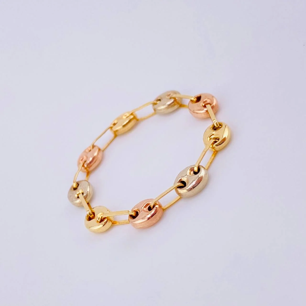 Anillo Gc 0.8gr / T9 1/2 - T9 1/4 / 3.7mm Tres Oros 18K - Image 2