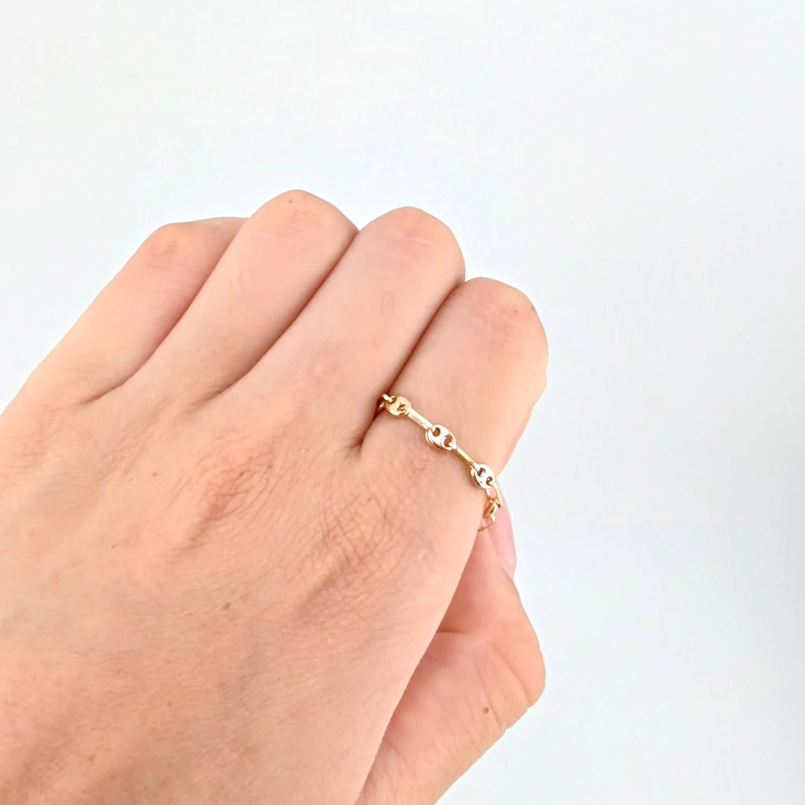Anillo Gc 1.05gr / T15 1/4 - T15 / 4.3mm Tres Oros 18K - Image 3