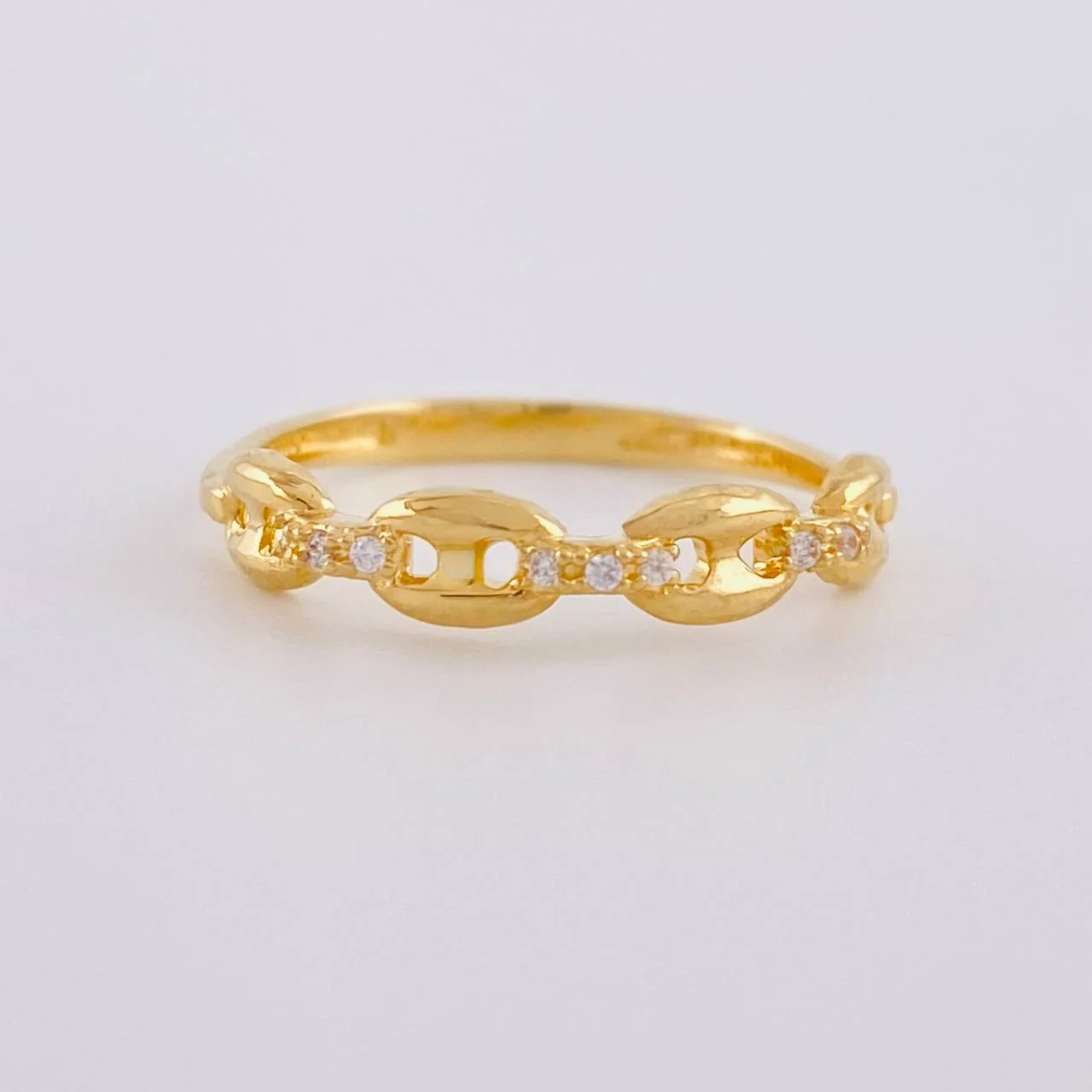 Anillo Gc 1.45 g / T5 1/4 Oro Amarillo 18K