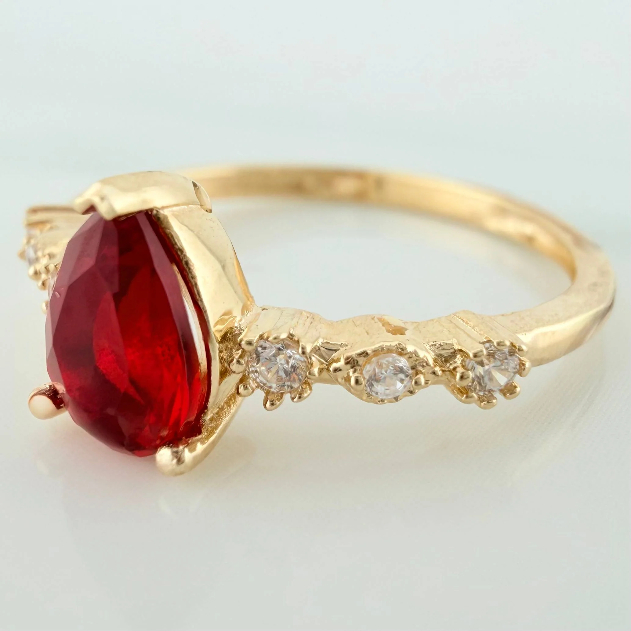 Anillo Halo Gota 1.85 g / T6 1/4 Oro Amarillo 18K - Image 2