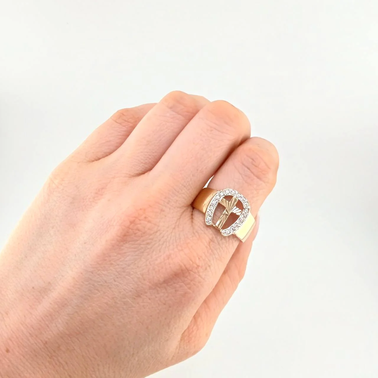 Anillo Herradura Crucificada 4.85 g / T10 1/4 Dos Oros Amarillo Blanco 18K - Image 4