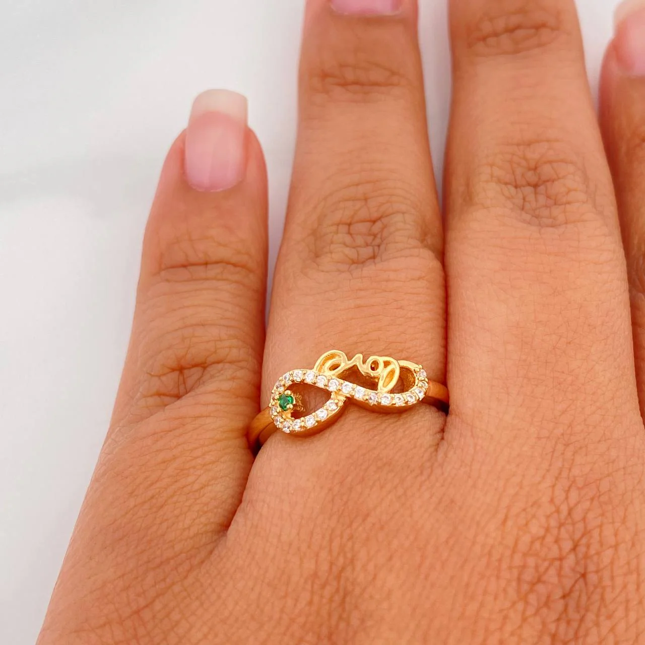 Anillo Infinito Love 2.55 g / T7 Oro Amarillo 18K - Image 4
