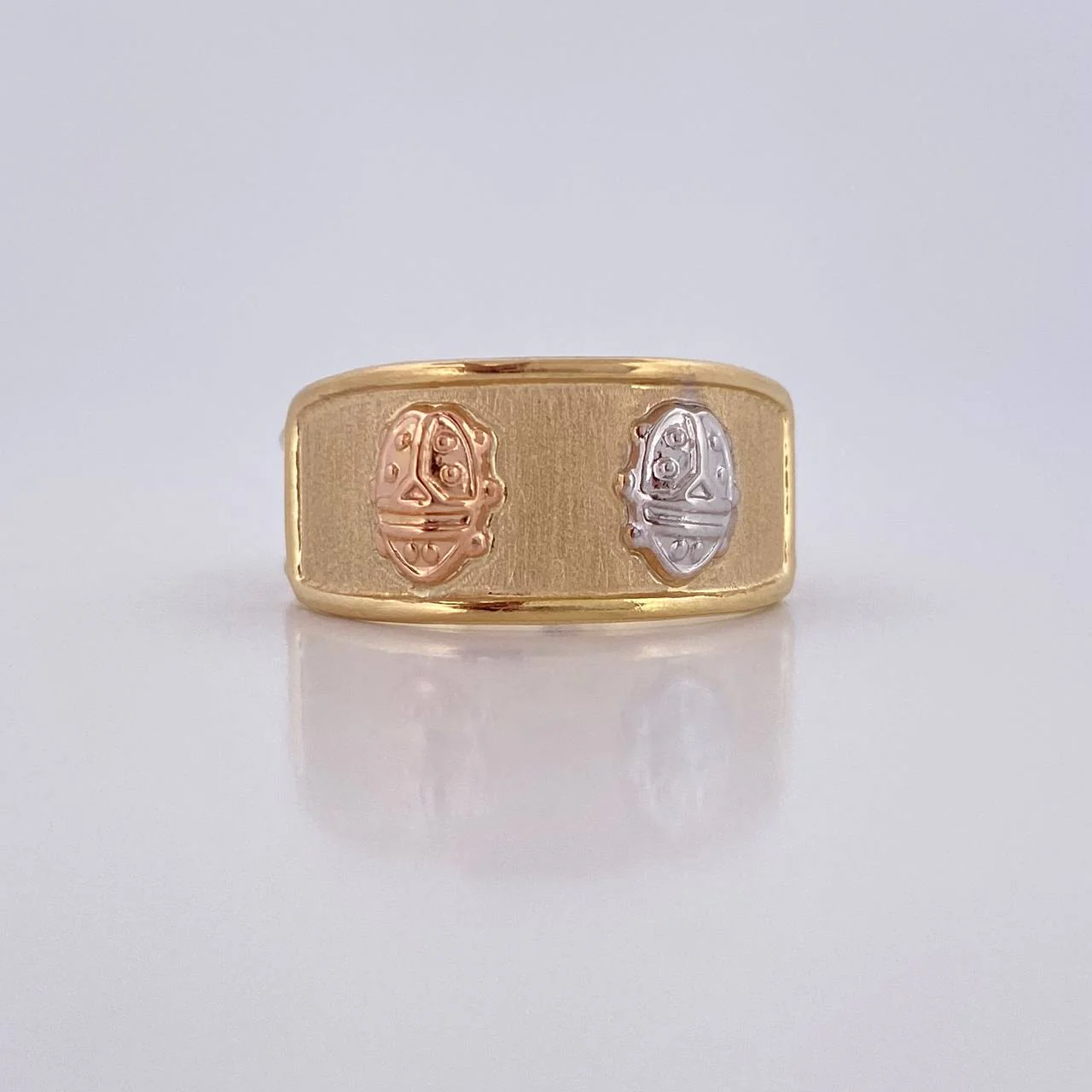 Anillo Mariquita 1.65g / T7 Tres Oros 18K