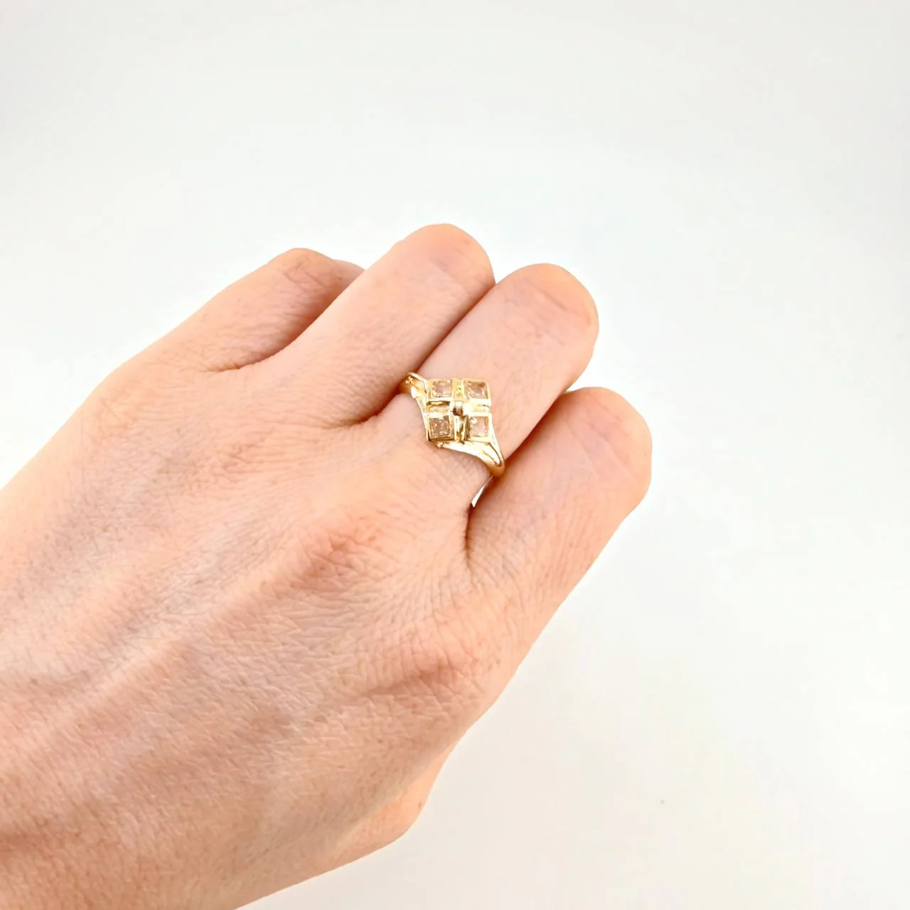 Anillo Rombo Imperial 1.8 g / T7 3/4 Oro Amarillo 18K - Image 4
