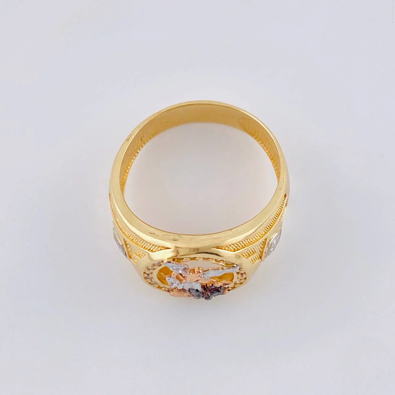Anillo San Miguel Arcangel 6.15 g / T8 3/4 Tres Oros 18K - Image 3