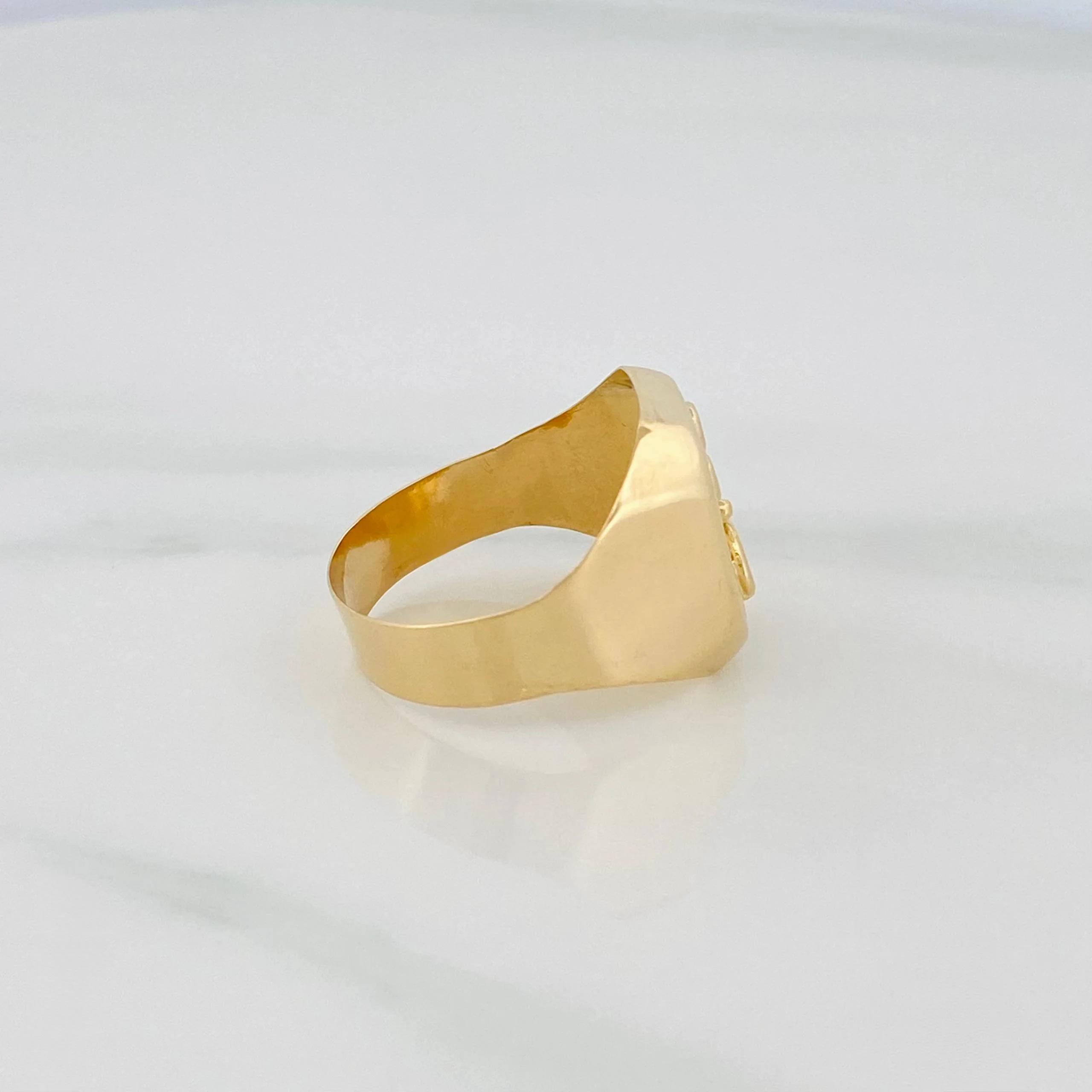 Anillo Sello Dios 3.45 g / T8 3/4 Oro Amarillo 18K - Image 3