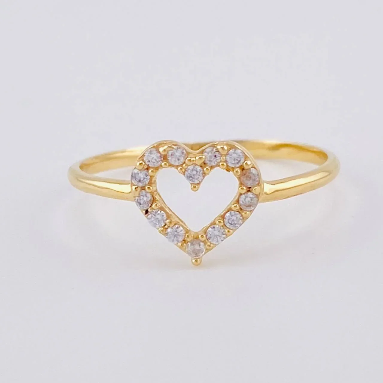 Anillo Silueta Corazón 1.3 g / T5 1/2 Oro Amarillo 18K