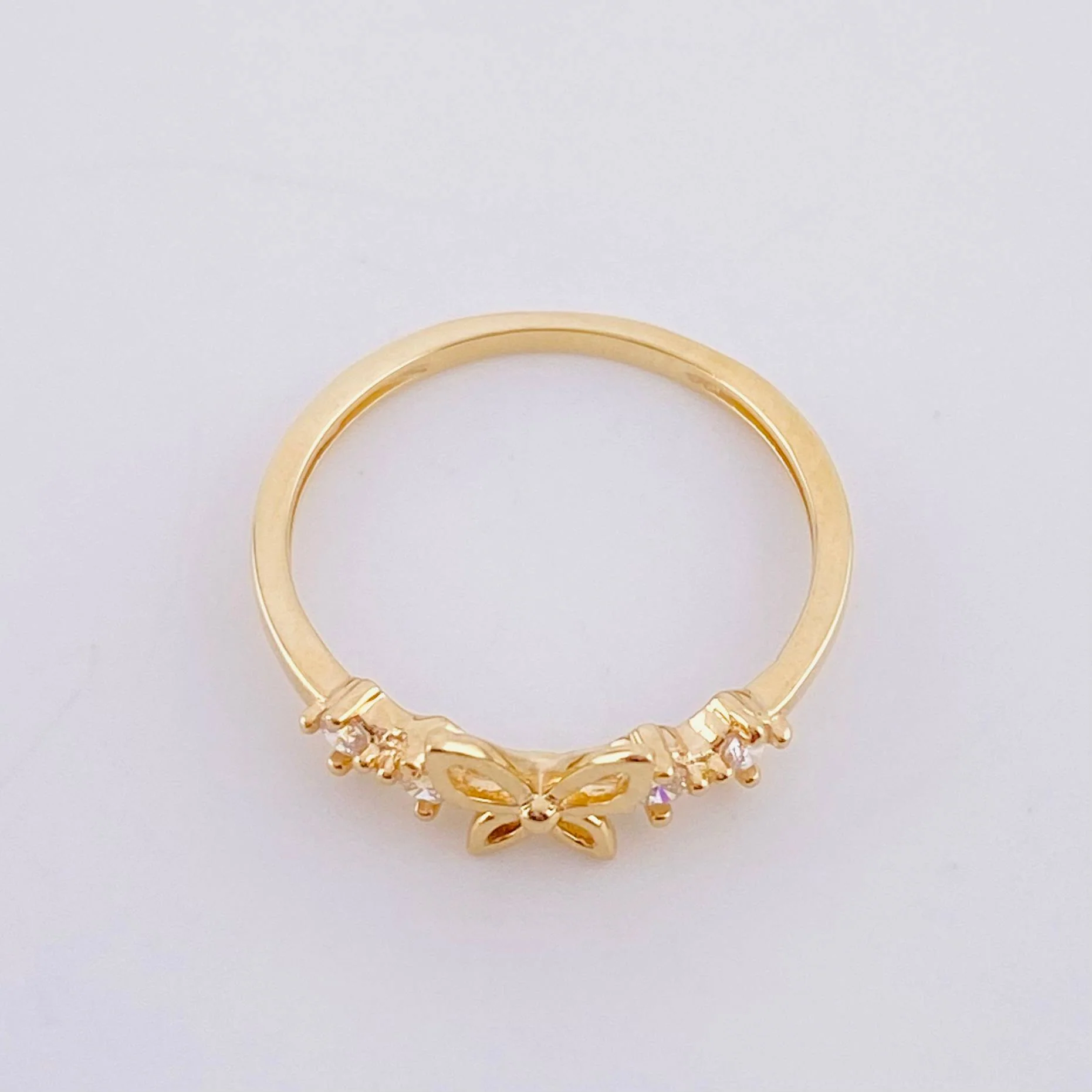 Anillo Silueta Mariposa Zirconias 1.4g / T5 3/4 Oro Amarillo 18K - Image 3
