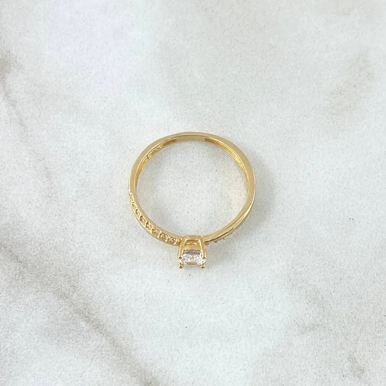 Anillo Solitario Carril Infinito 1.6gr / T5 1/2 / Circones Blancos Oro Amarillo 18K © - Image 2