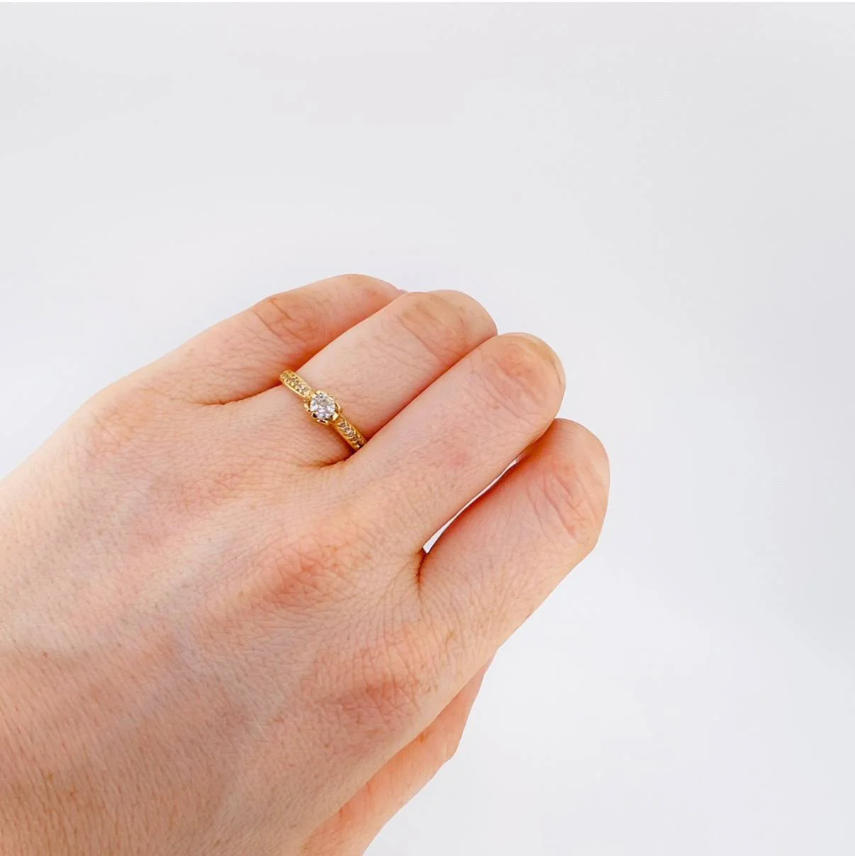 Anillo Solitario Churumbela 2.7 g / T7 Oro Amarillo 18K - Image 4