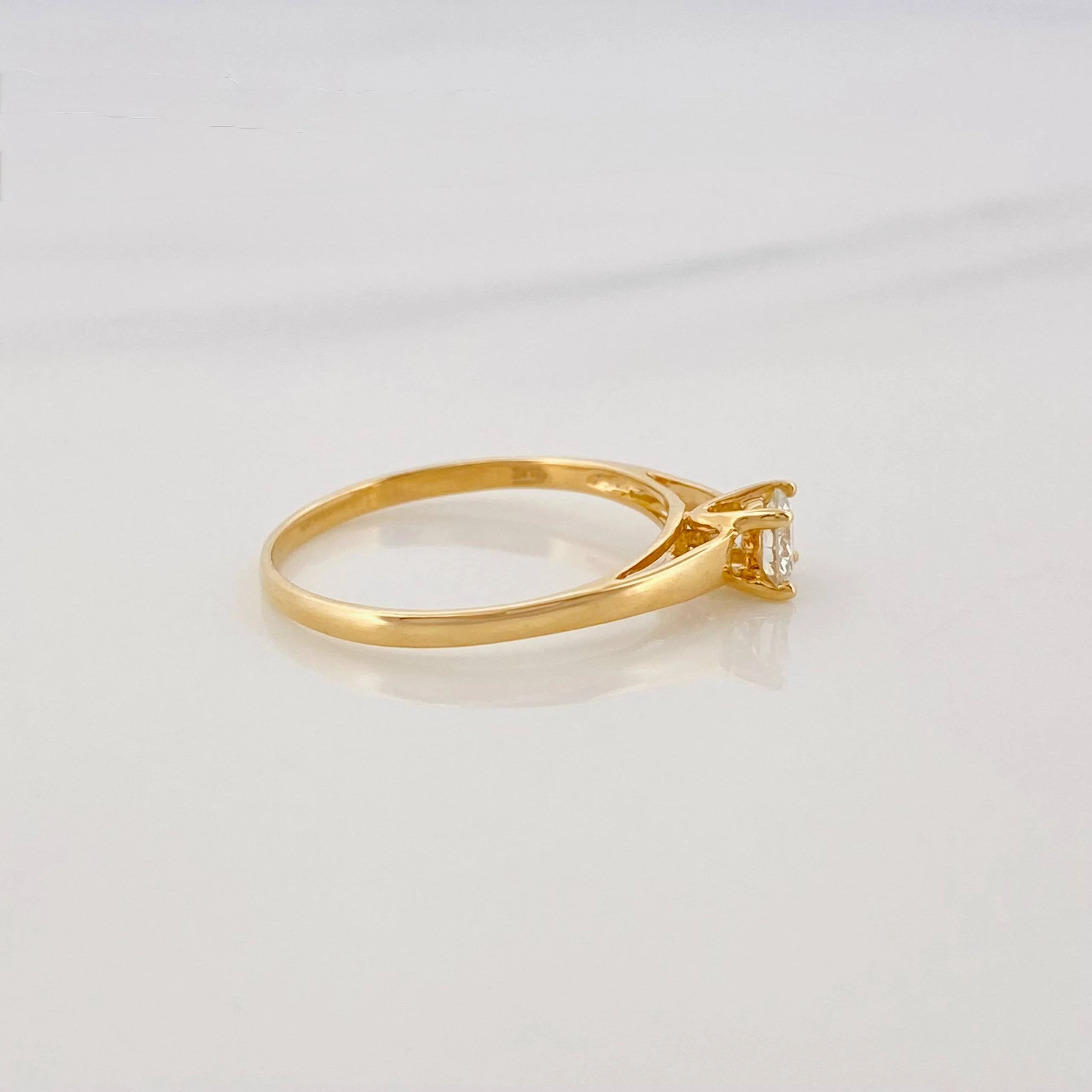 Anillo Solitario Diamantes 25Pts 1.35 g / T6 Oro Amarillo 18K - Image 4