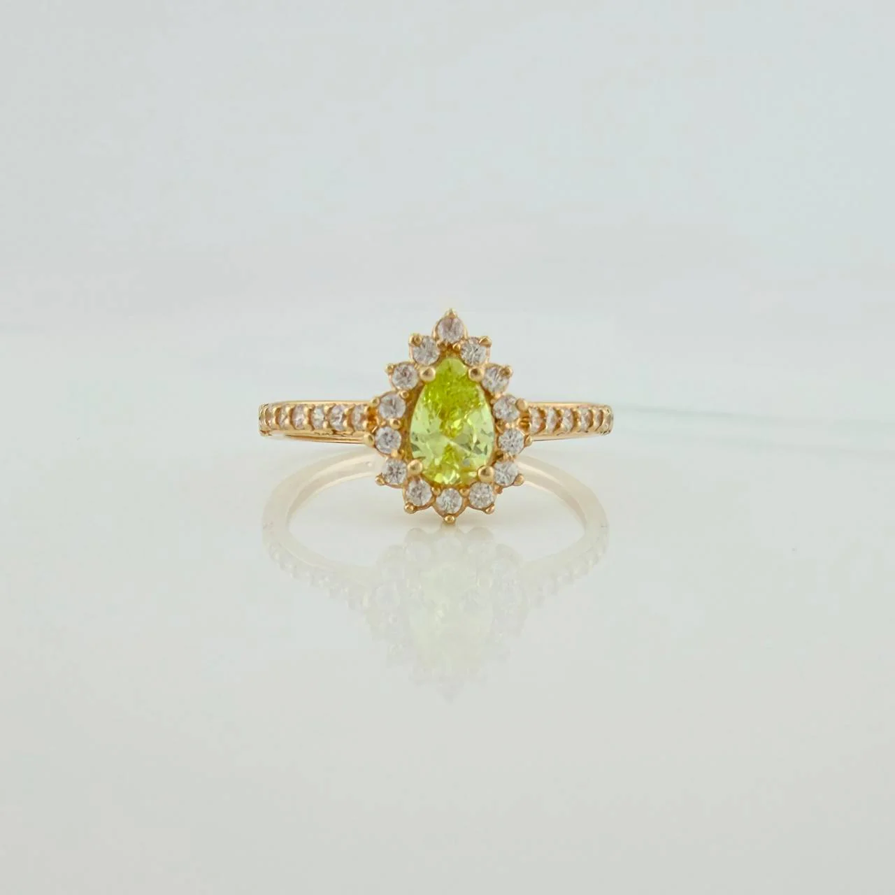 Anillo Solitario Halo Gota 2.25gr / T6 / Oro Amarillo 18K $