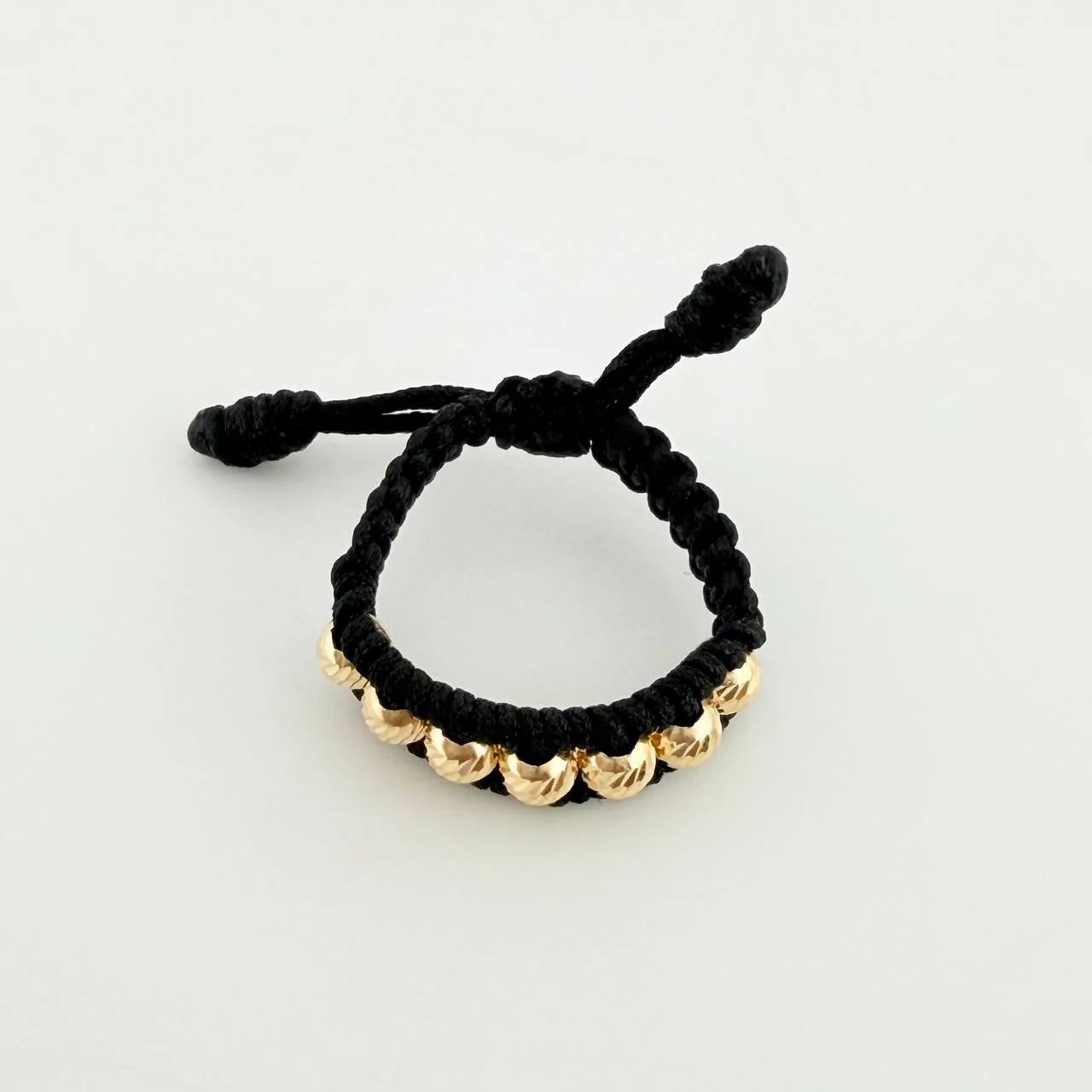 Anillo Tejido Negro Bolas Diamantadas 0.55 g / T7 Oro Amarillo 18K - Image 2