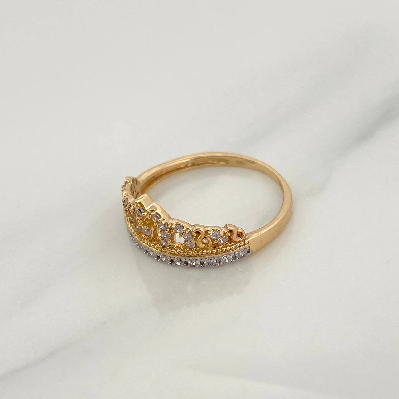 Anillo Tiara 2.15gr / T6 / 3/4 in / Dos Oros Amarillo Blanco 18K $ - Image 2