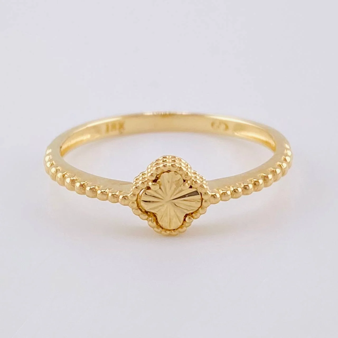 Anillo Trebol Burbujas 1.5 g / T7 Oro Amarillo 18K