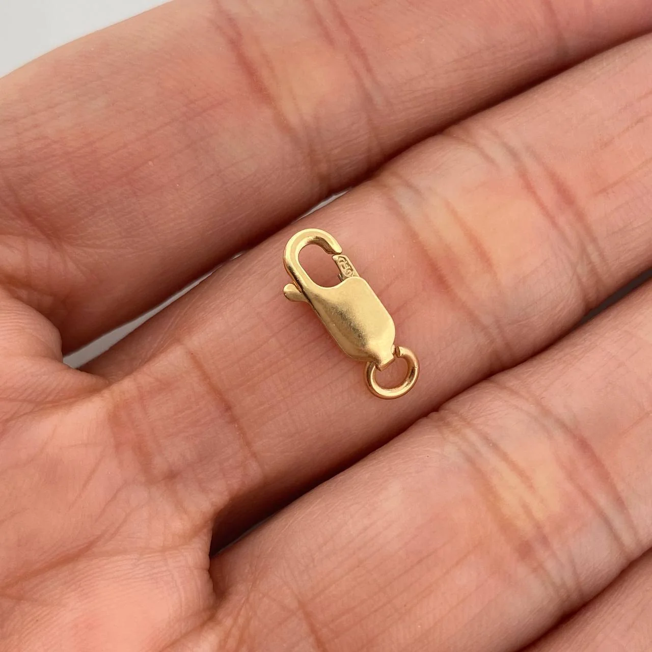 Broche 0.6 g Oro Amarillo 18K - Image 4