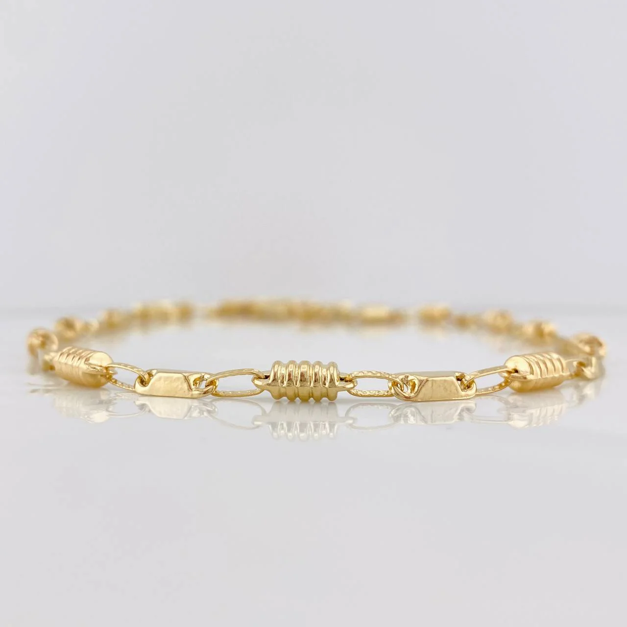 Cadena Barril Eslabon 11.85g / 24 in / 3.57mm Oro Amarillo 18K - Image 2