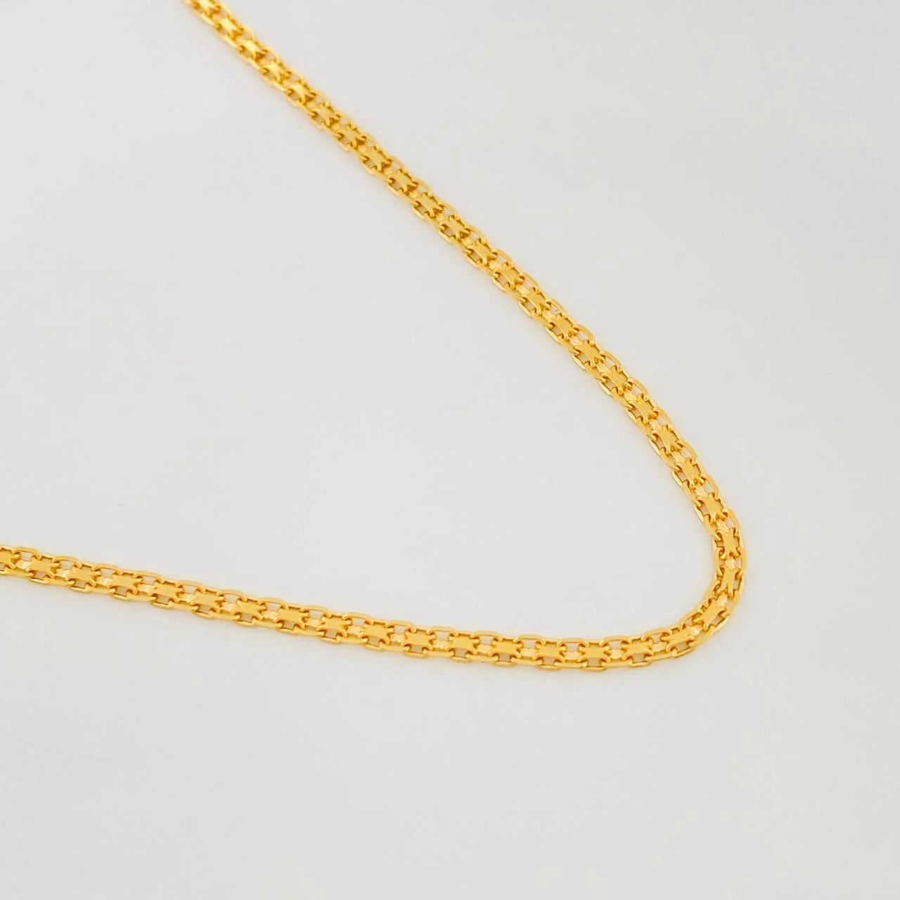 Cadena China 3.15g / 18 in / 1.56mm Oro Amarillo 18K