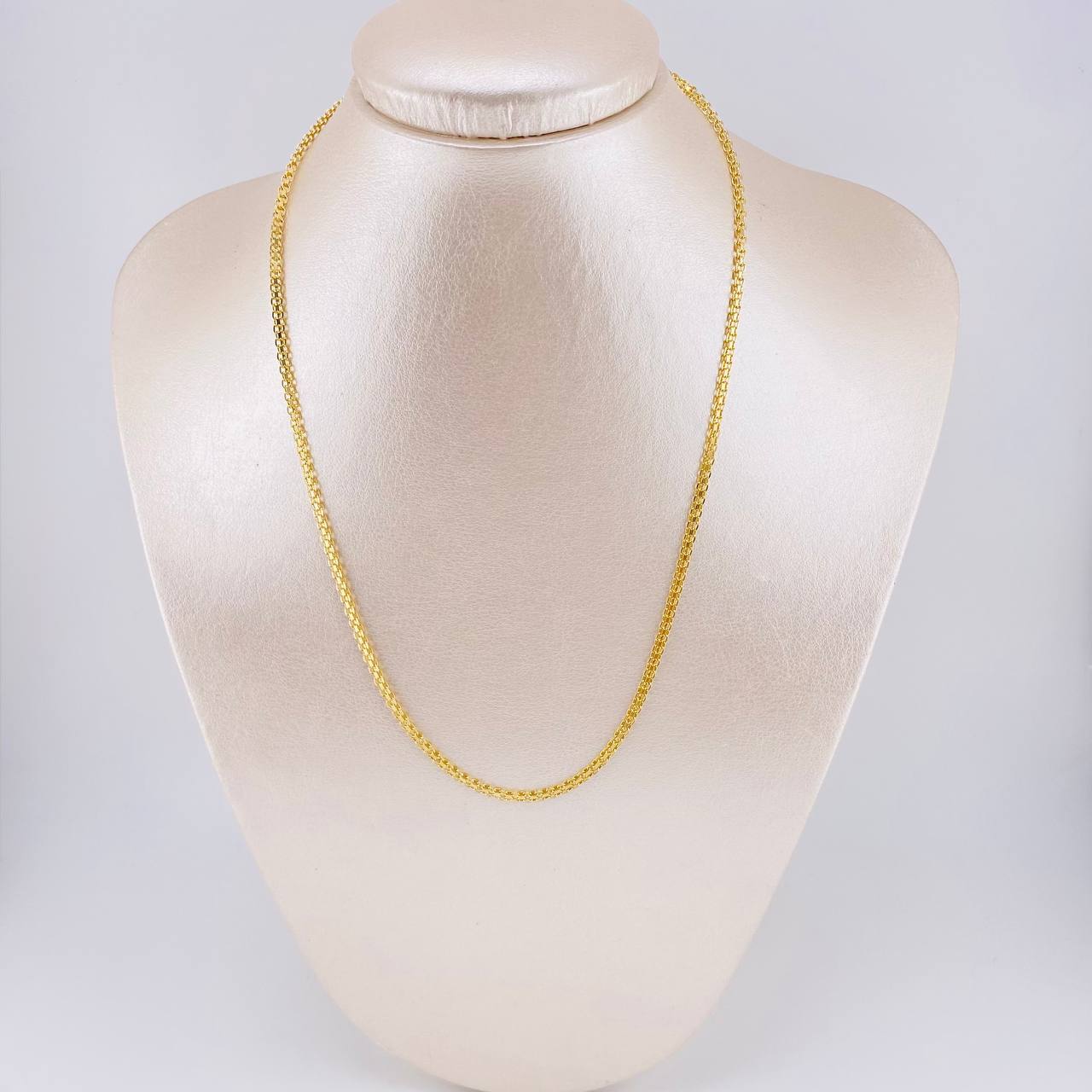 Cadena China 5.6 g / 17 3/4 in / 2.4 mm Oro Amarillo 18K - Image 6