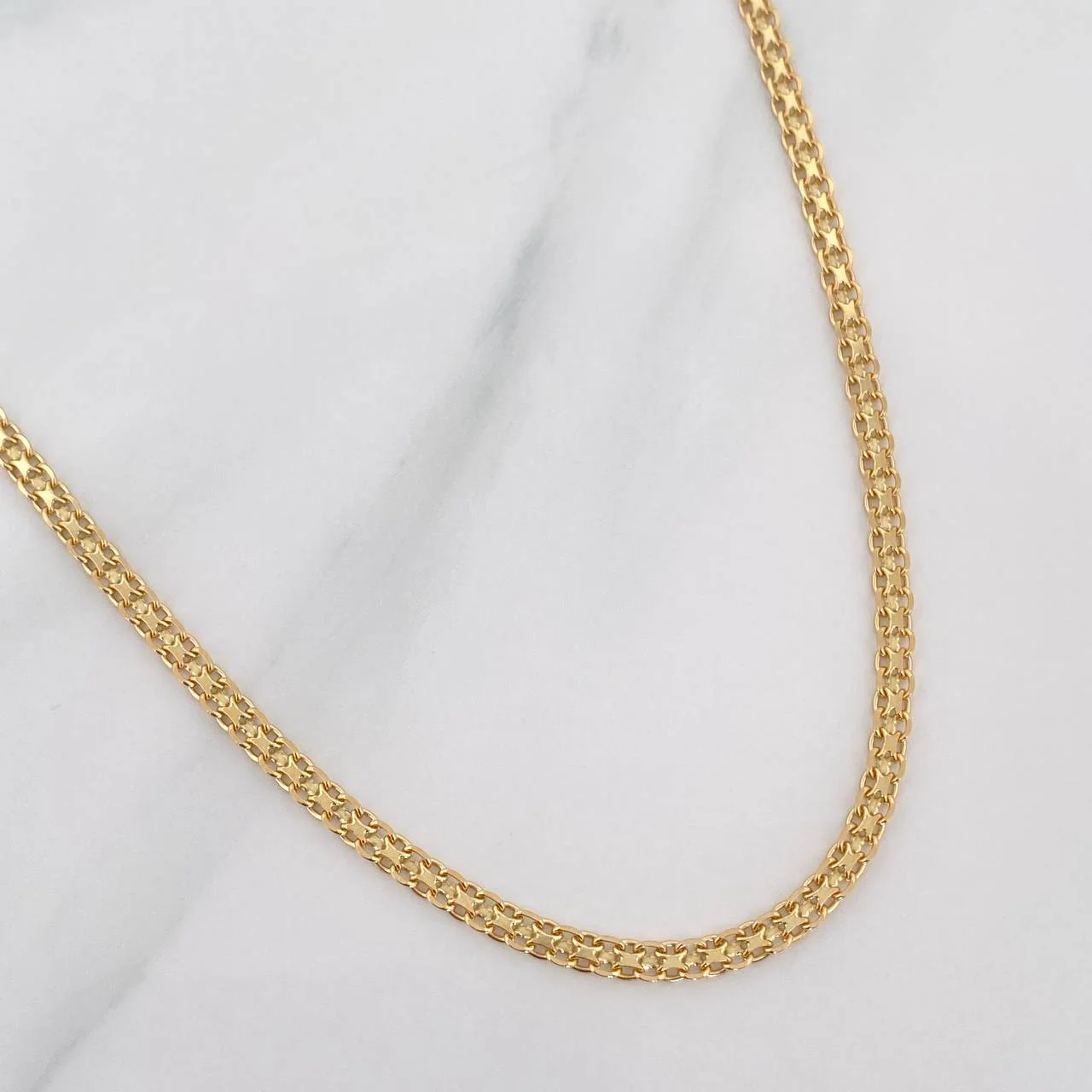 Cadena China 8.85 g / 24 in / 2.4 mm Oro Amarillo 18K - Image 3