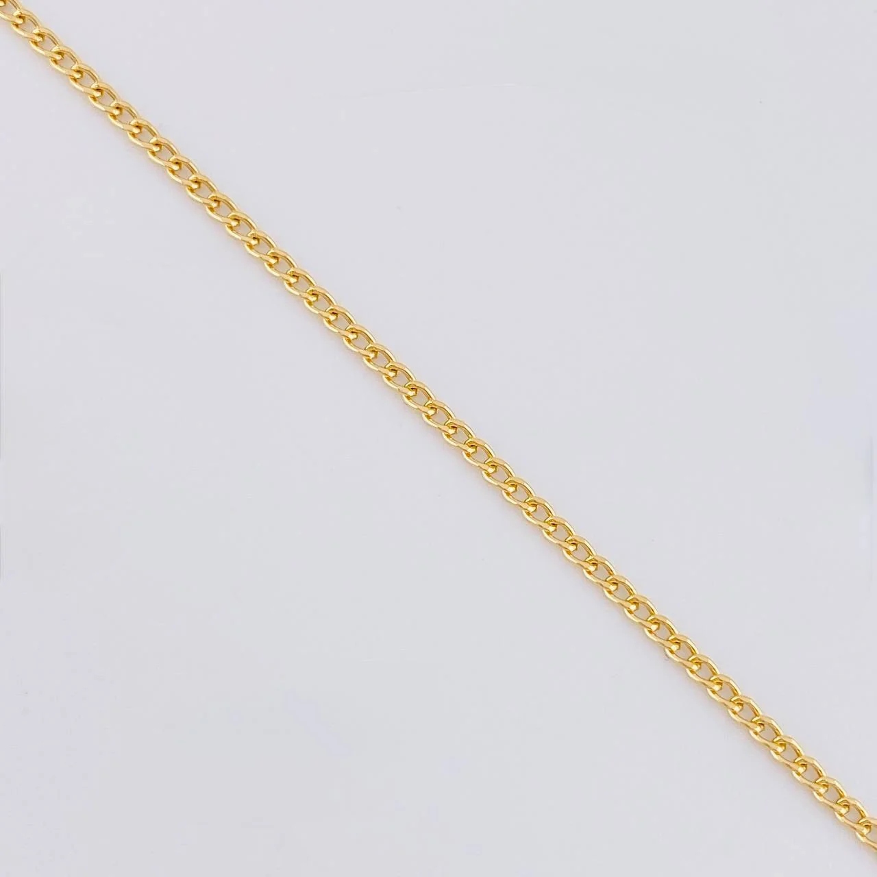 Cadena Cubana 1.05 g / 16 in / 1.6 mm Oro Amarillo 18K - Image 3