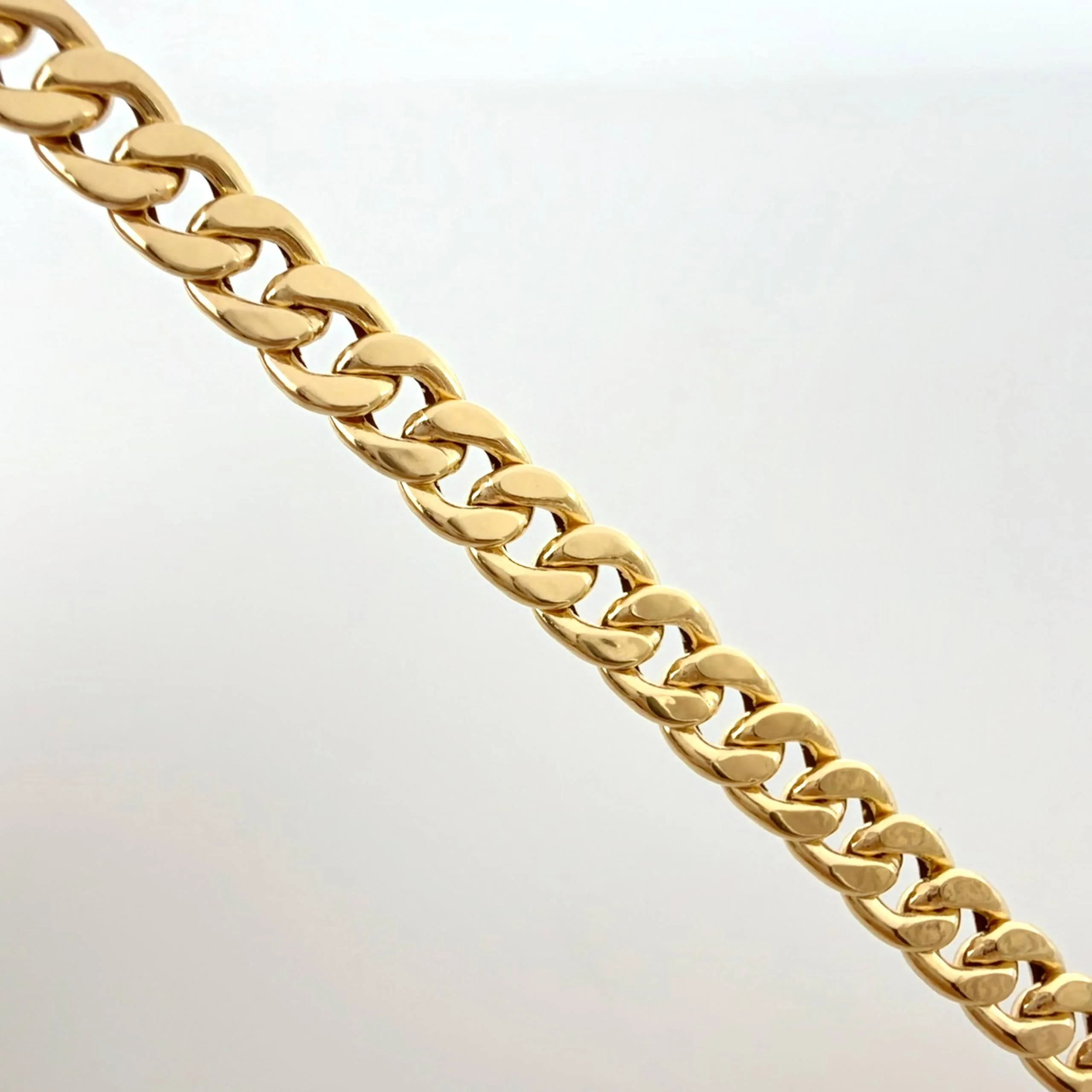 Cadena Cubana 12.3gr / 23 1/2 in / 6.7mm Oro Amarillo +1 18K * - Image 4