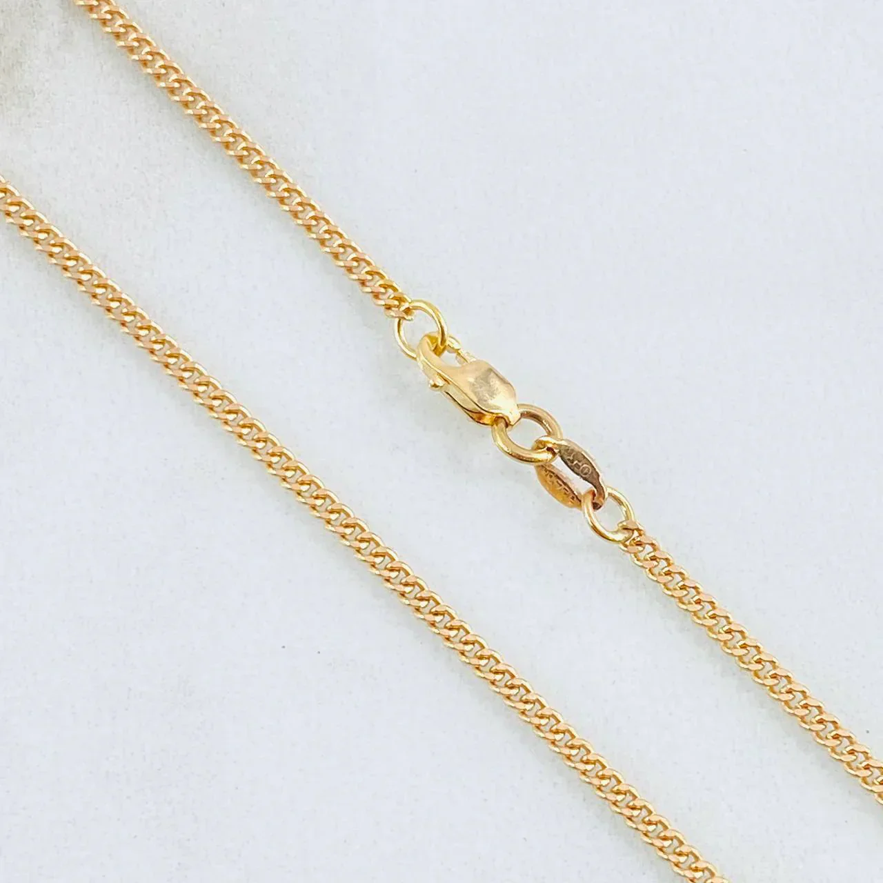 Cadena Cubana 2.06 g / 25 1/2 in / 2 mm Oro Amarillo 18K - Image 2