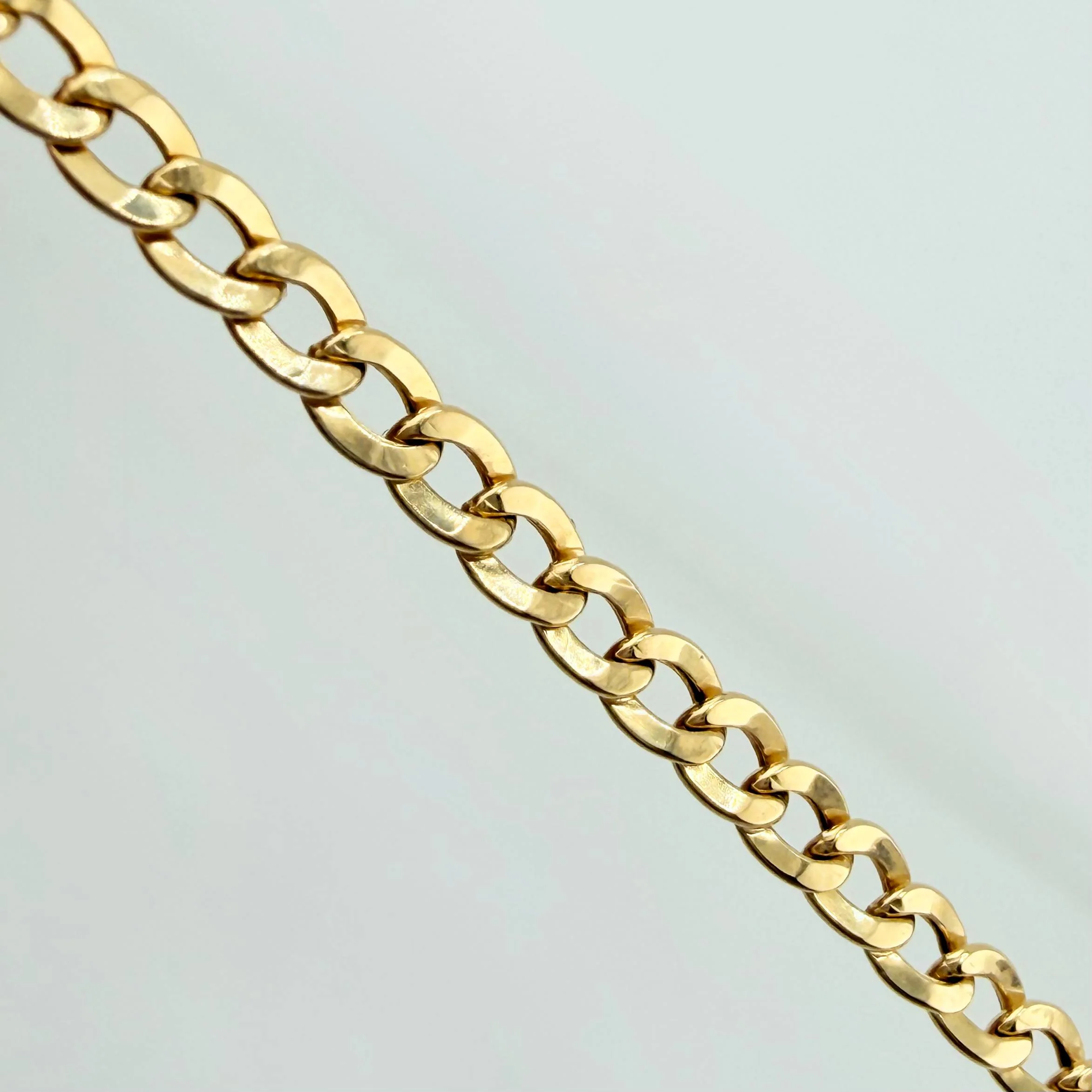 Cadena Cubana 2.2 g / 17 3/4 in / 2.4 mm Oro Amarillo 18K - Image 3
