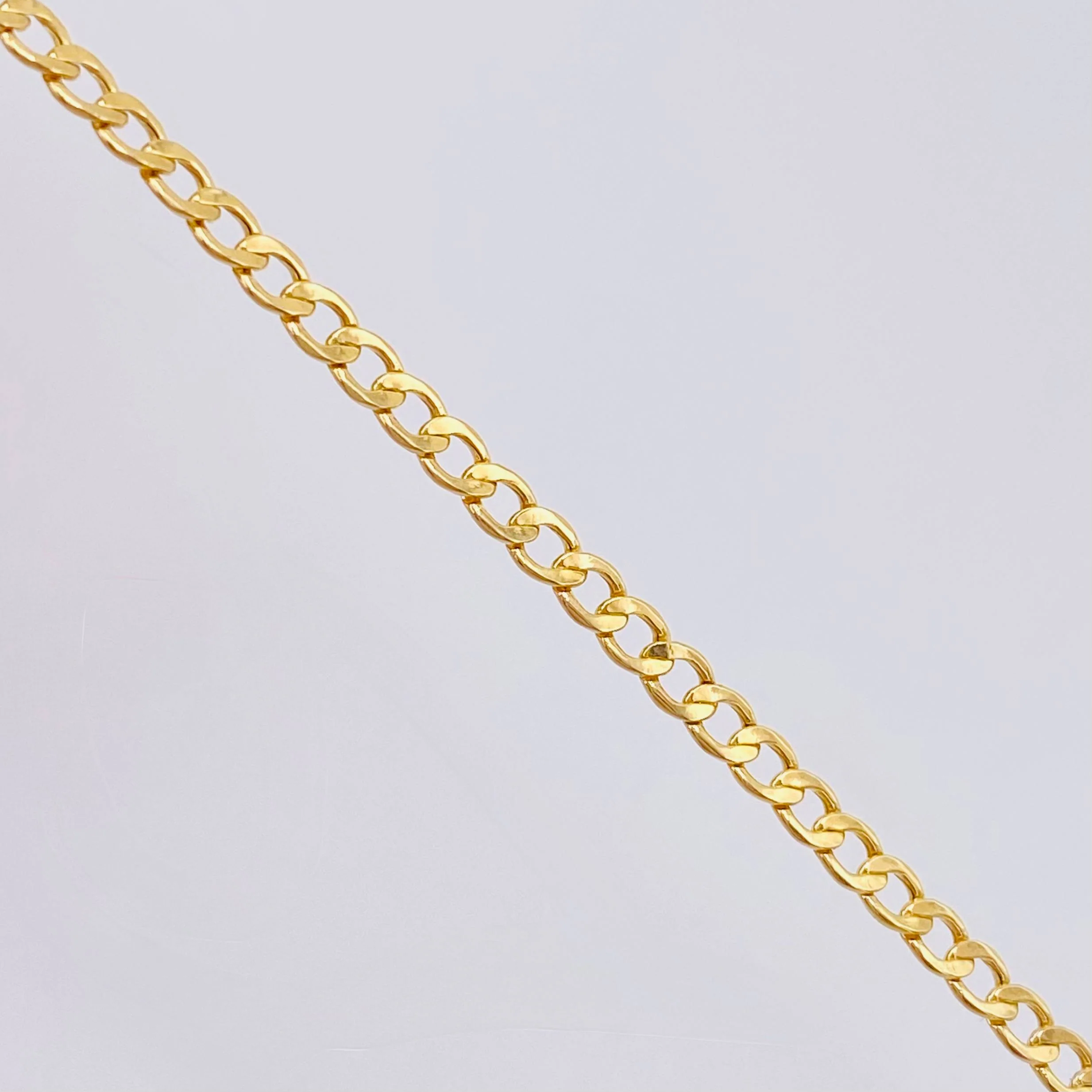 Cadena Cubana 2.1gr / 23 1/2 in / 2.1mm Oro Amarillo +1 18K * - Image 3