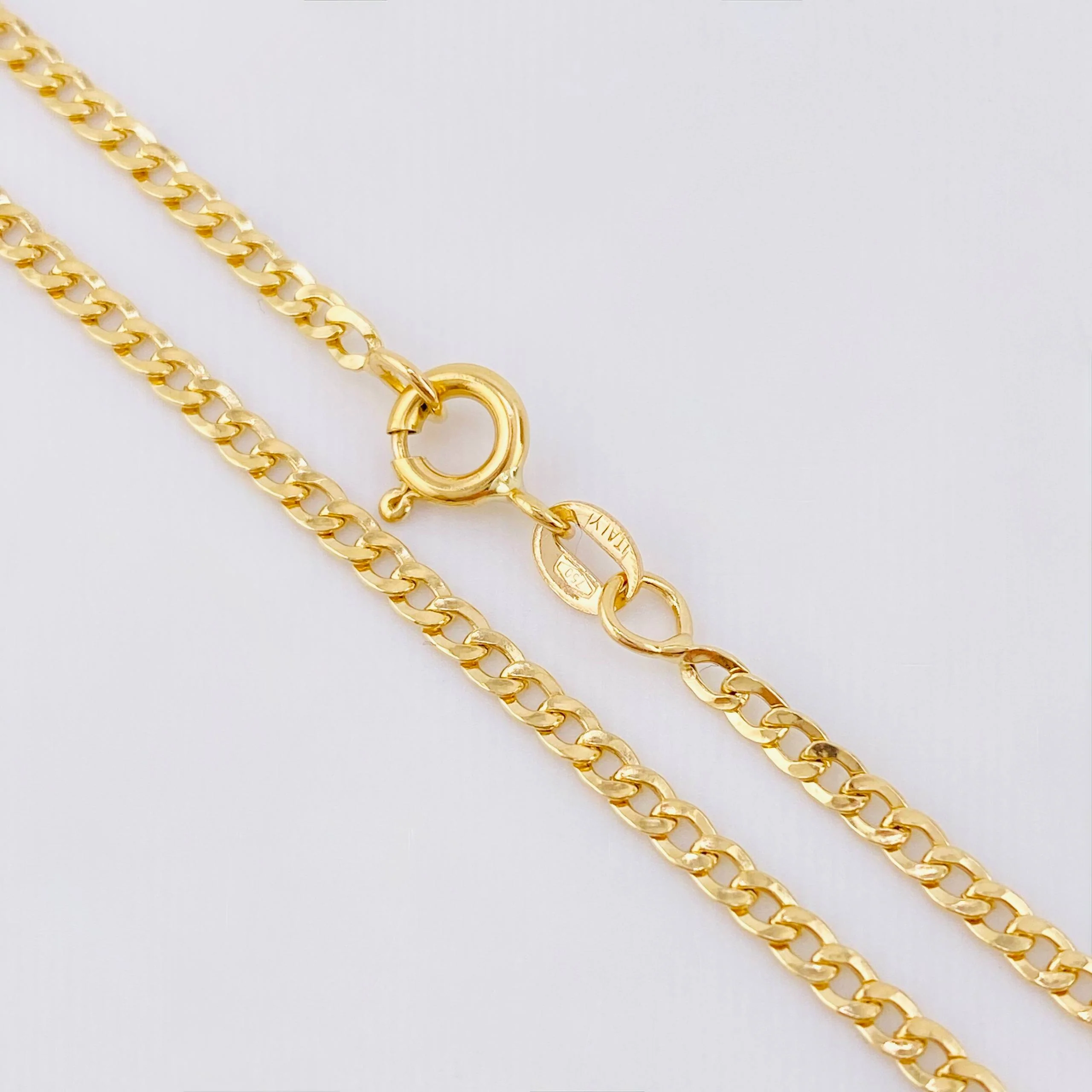 Cadena Cubana 2.9 g / 24 in / 2.4 mm Oro Amarillo 18K - Image 4