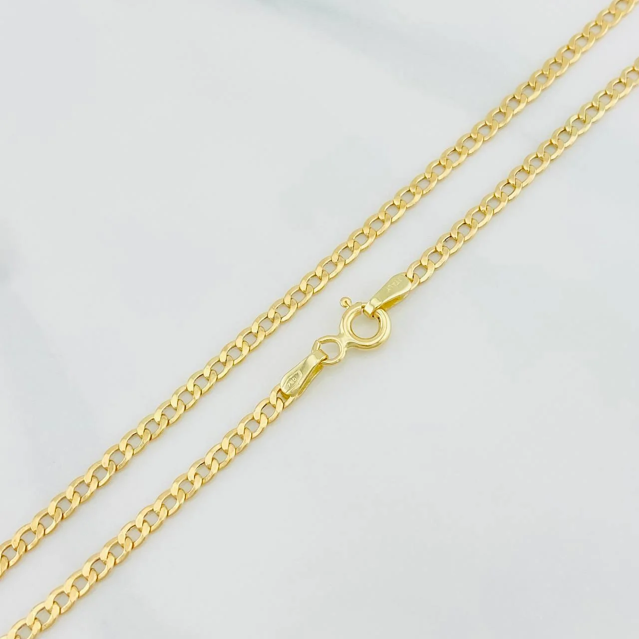 Cadena Cubana 3.3g / 16 in / 3.2mm Oro Amarillo 18K - Image 2