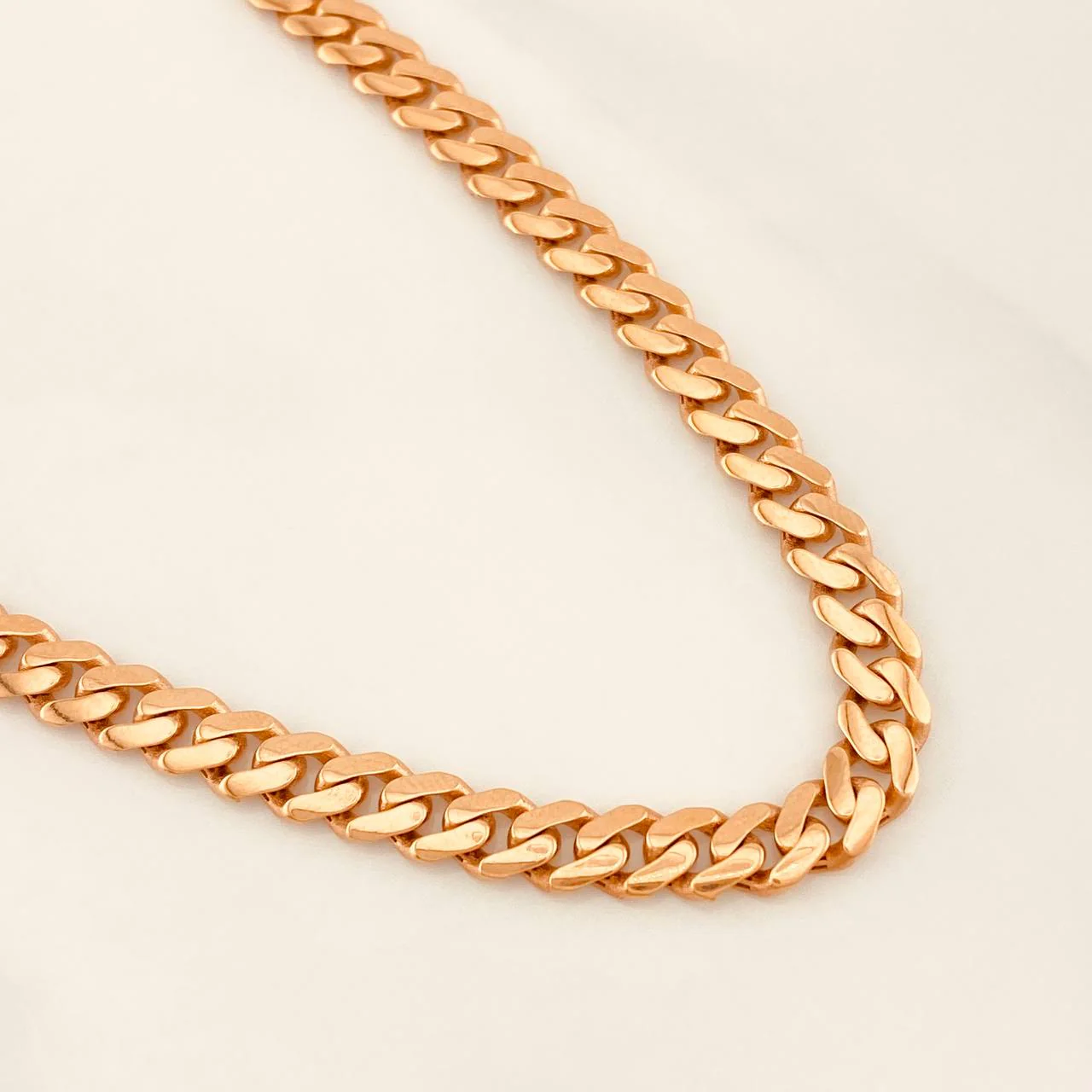 Cadena Cubana Infinito 19g / 24 in / 4.8mm Oro Rosa 18K