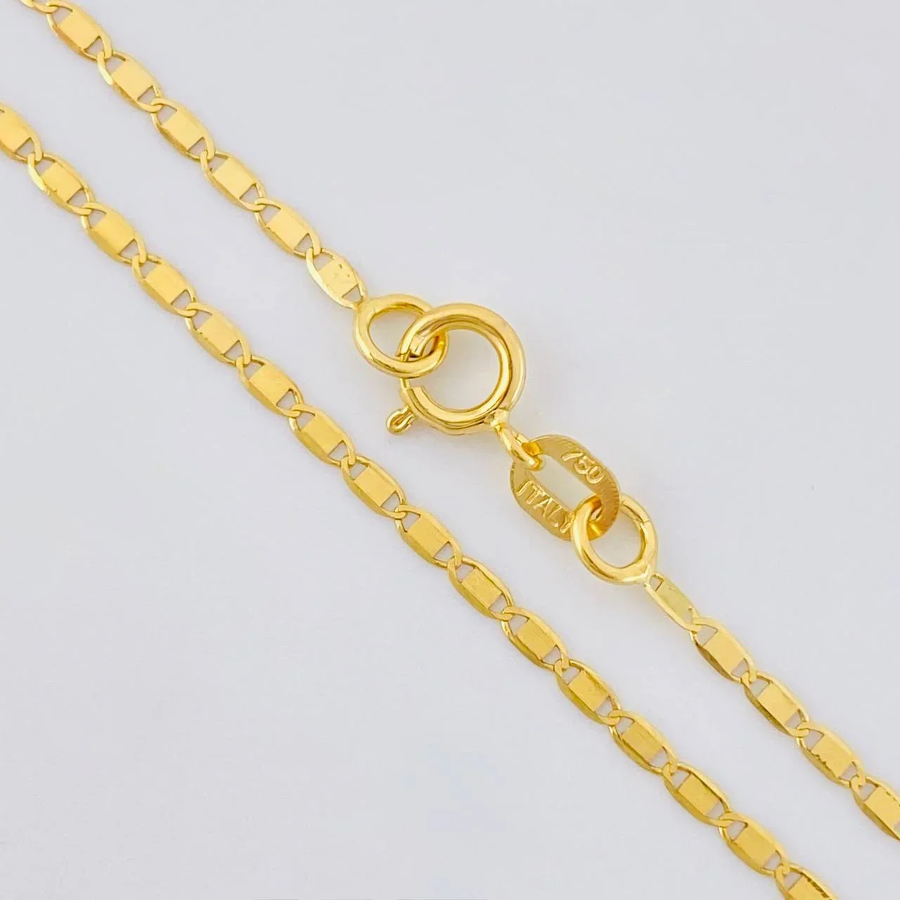 Cadena Escalera Plana 2 g / 19 3/4 in / 1.62 mm Oro Amarillo 18K - Image 3