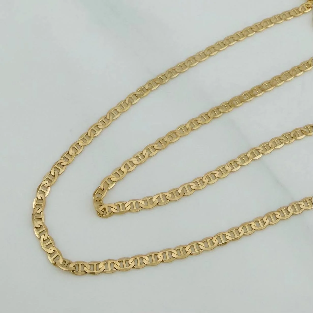 Cadena Escalera Plana 3.3 g / 23 3/4 in / 2.56 mm Oro Amarillo 18K - Image 4