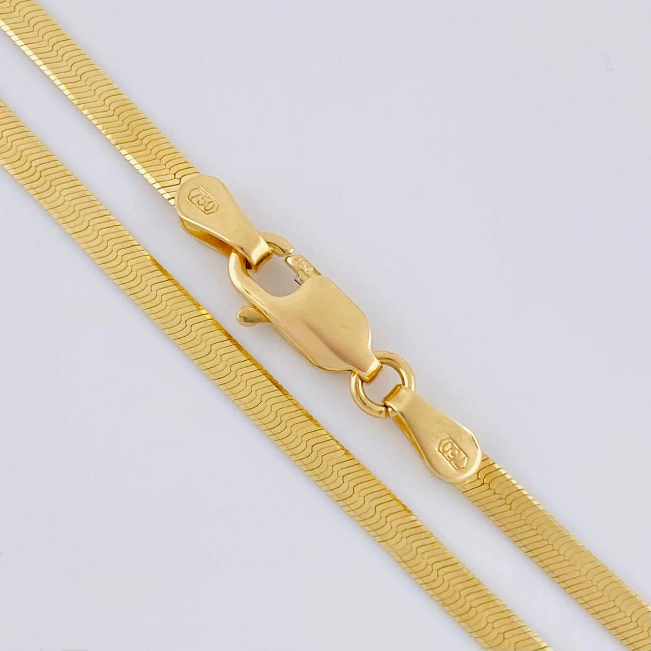 Cadena Espejo 5.5 g / 17 3/4 in / 2.4 mm Oro Amarillo 18K - Image 3